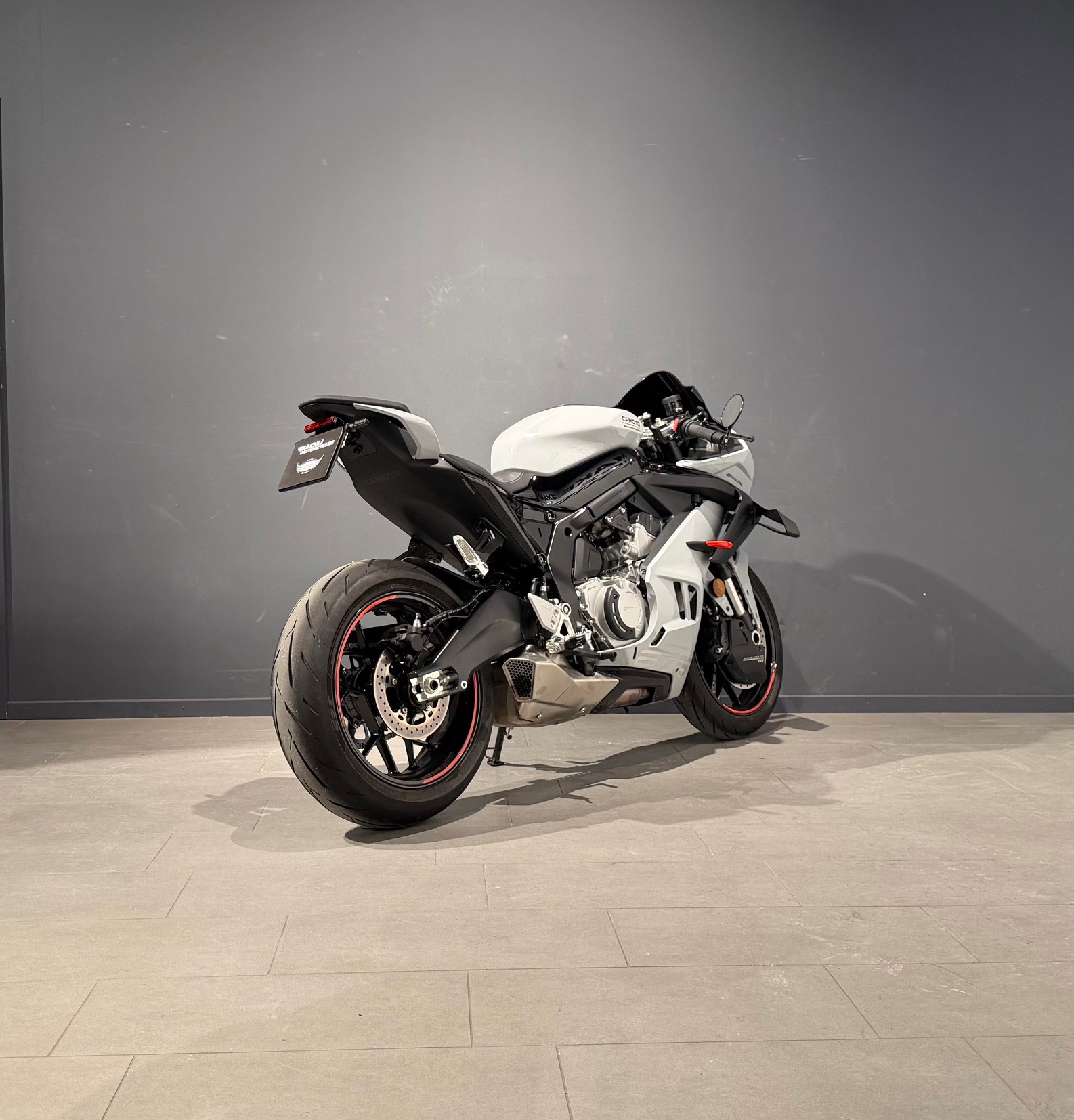 CF MOTO 675 SR-R-image-5
