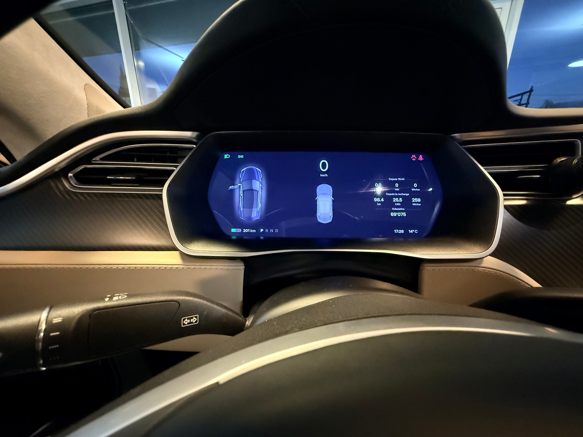 TESLA Model S 100 D-image-29