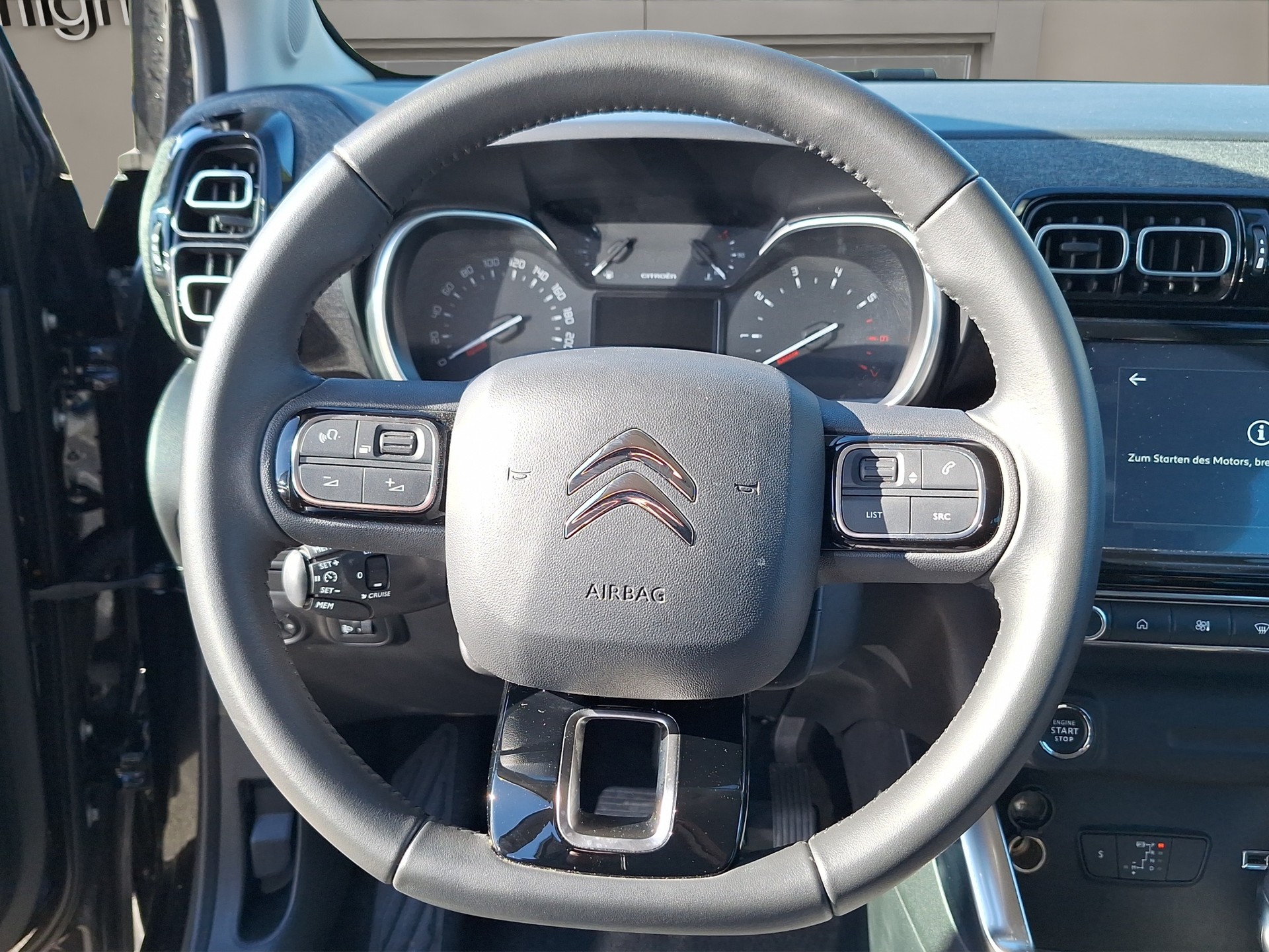 CITROEN C3 Aircross 1.2i PureTech Max EAT6-image-11