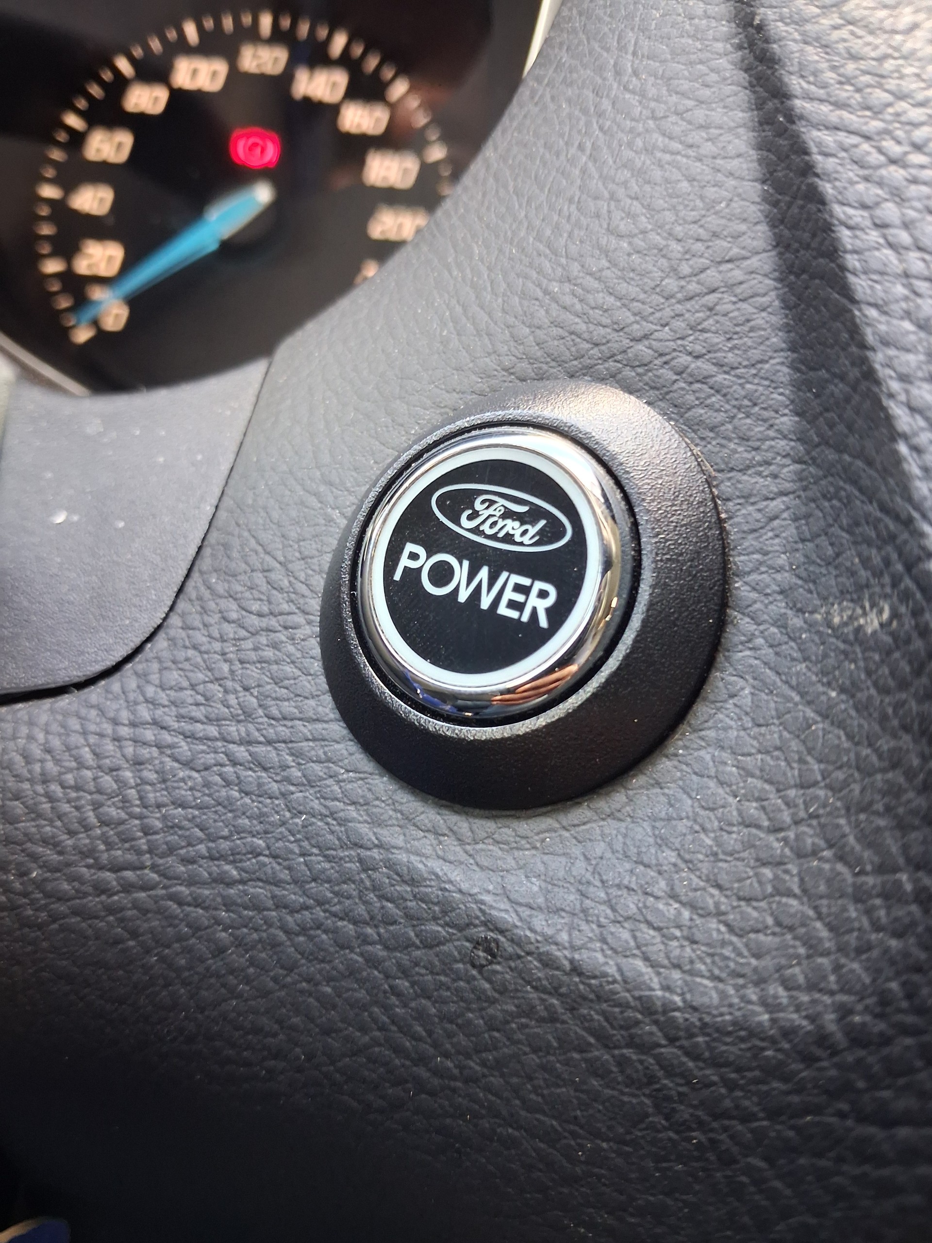 FORD Focus 1.6 SCTi Carving-image-9
