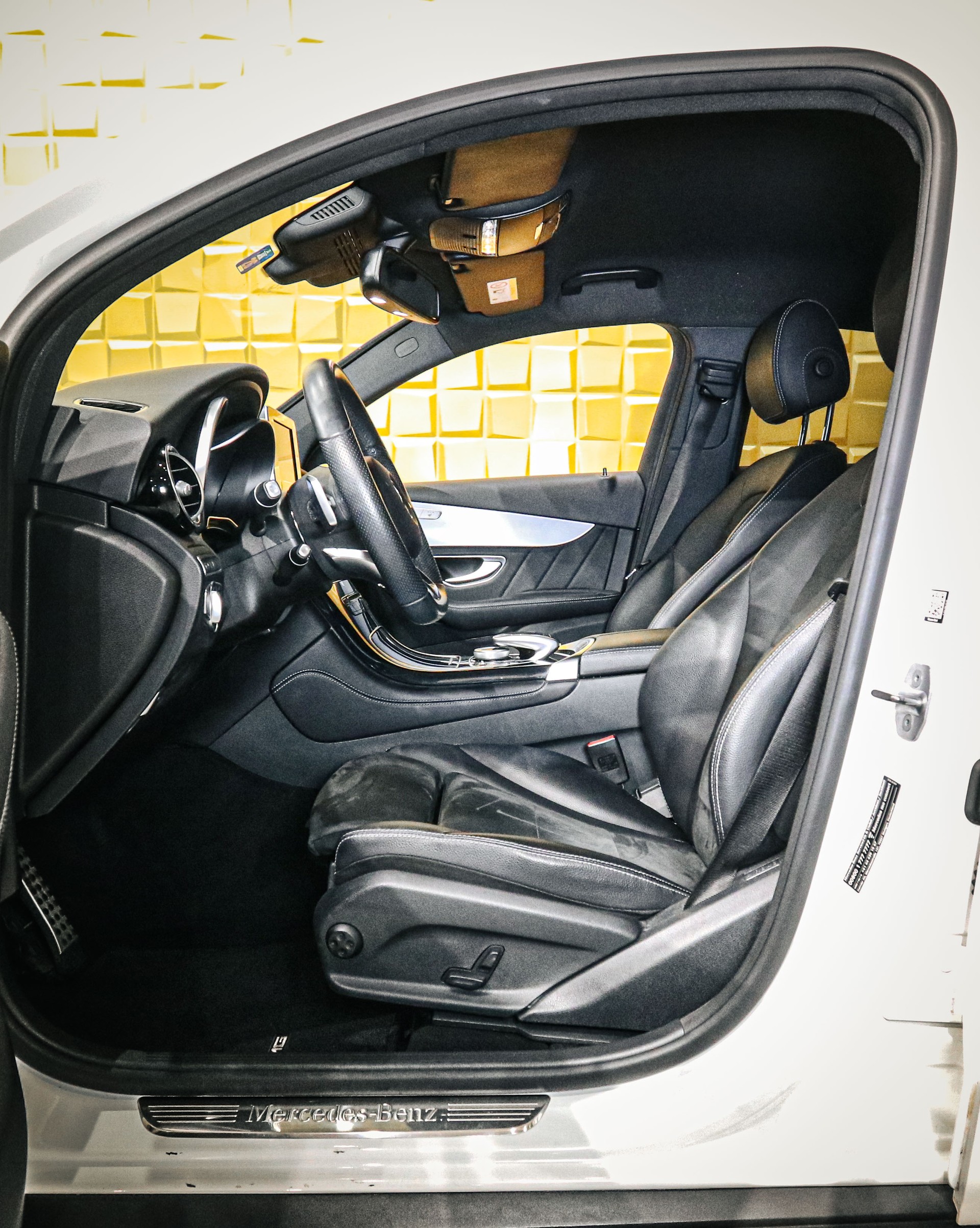 MERCEDES-BENZ GLC Coupé 250 d AMG Line 4Matic 9G-Tronic-image-8
