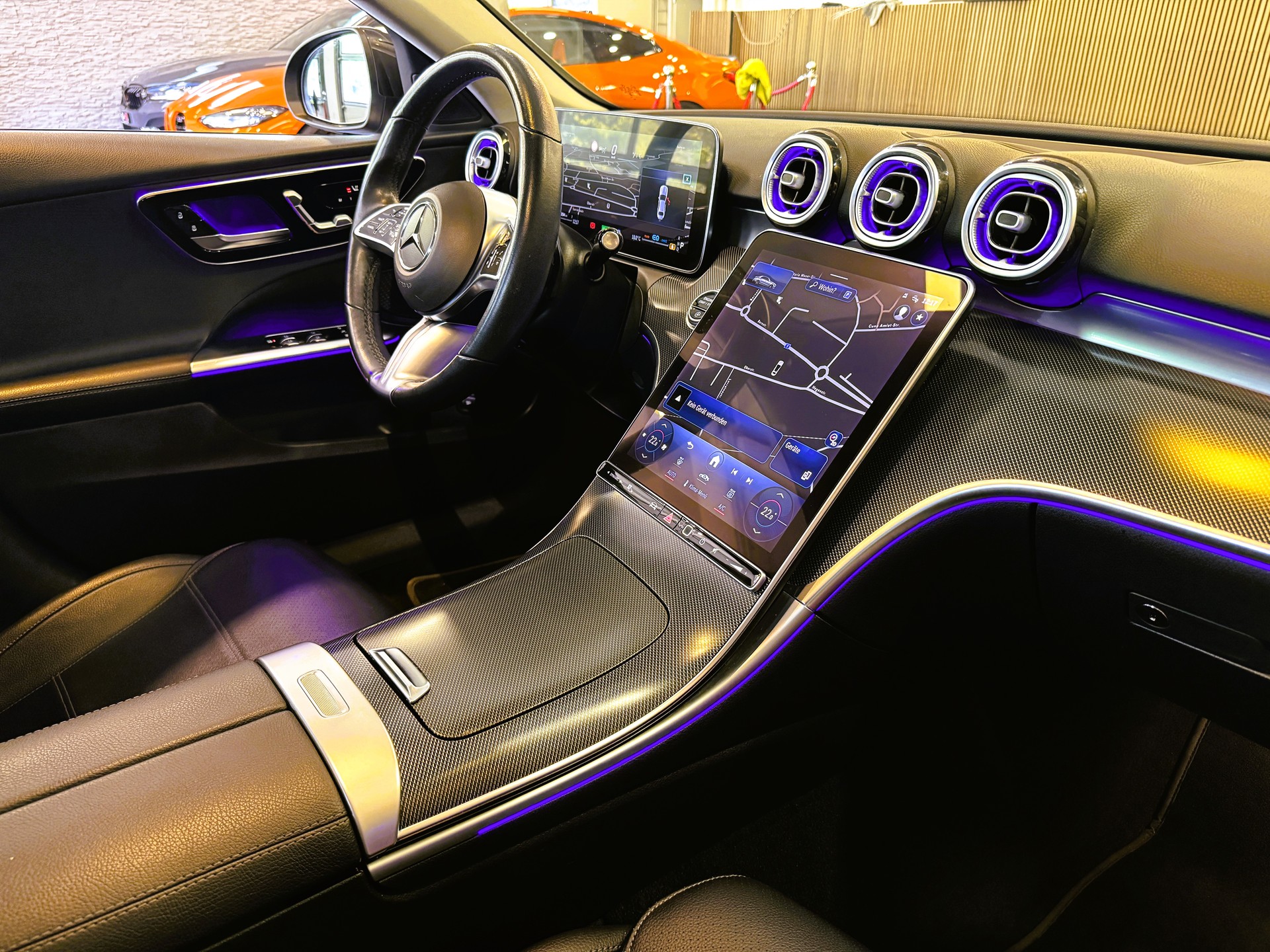 MERCEDES-BENZ C 180-image-22