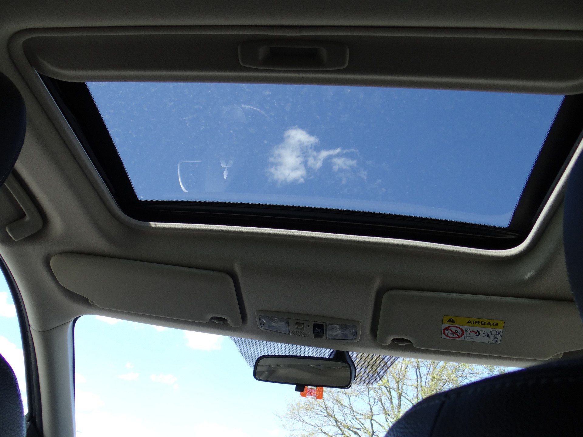 MITSUBISHI Outlander 2.0 Navigator CVT-image-14