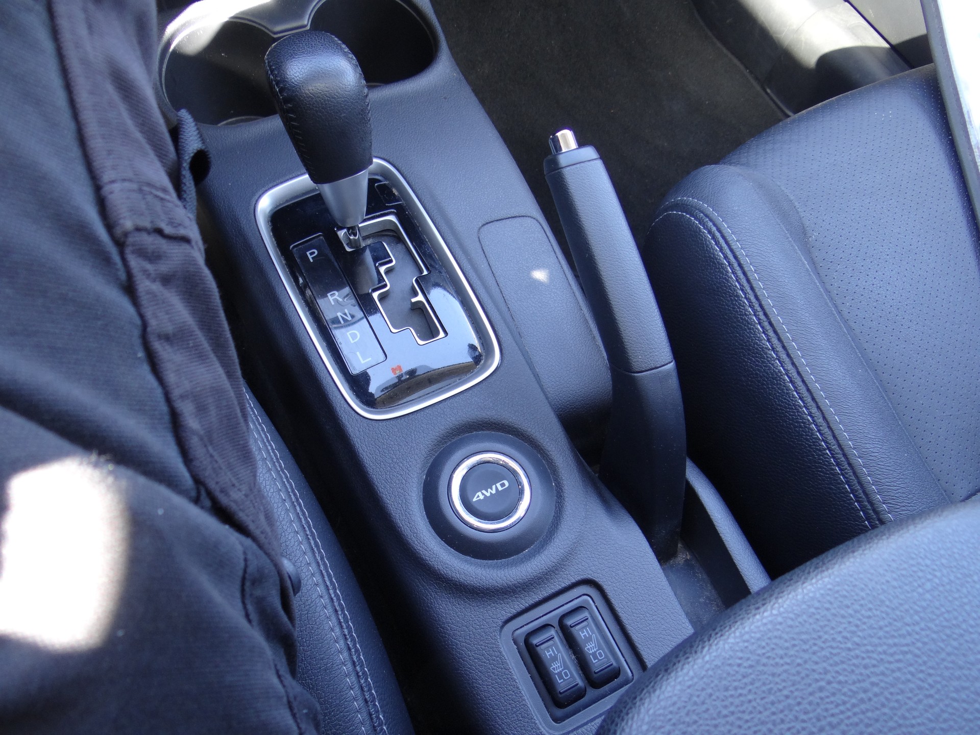 MITSUBISHI Outlander 2.0 Navigator CVT-image-10