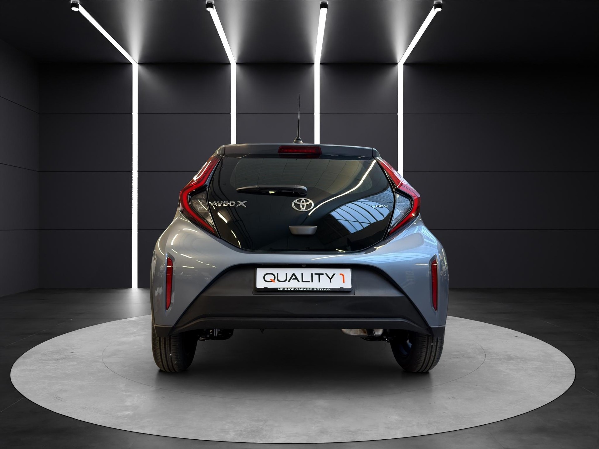 TOYOTA Aygo X 1.5 VVT-i HSD Trend-showroom-element-3