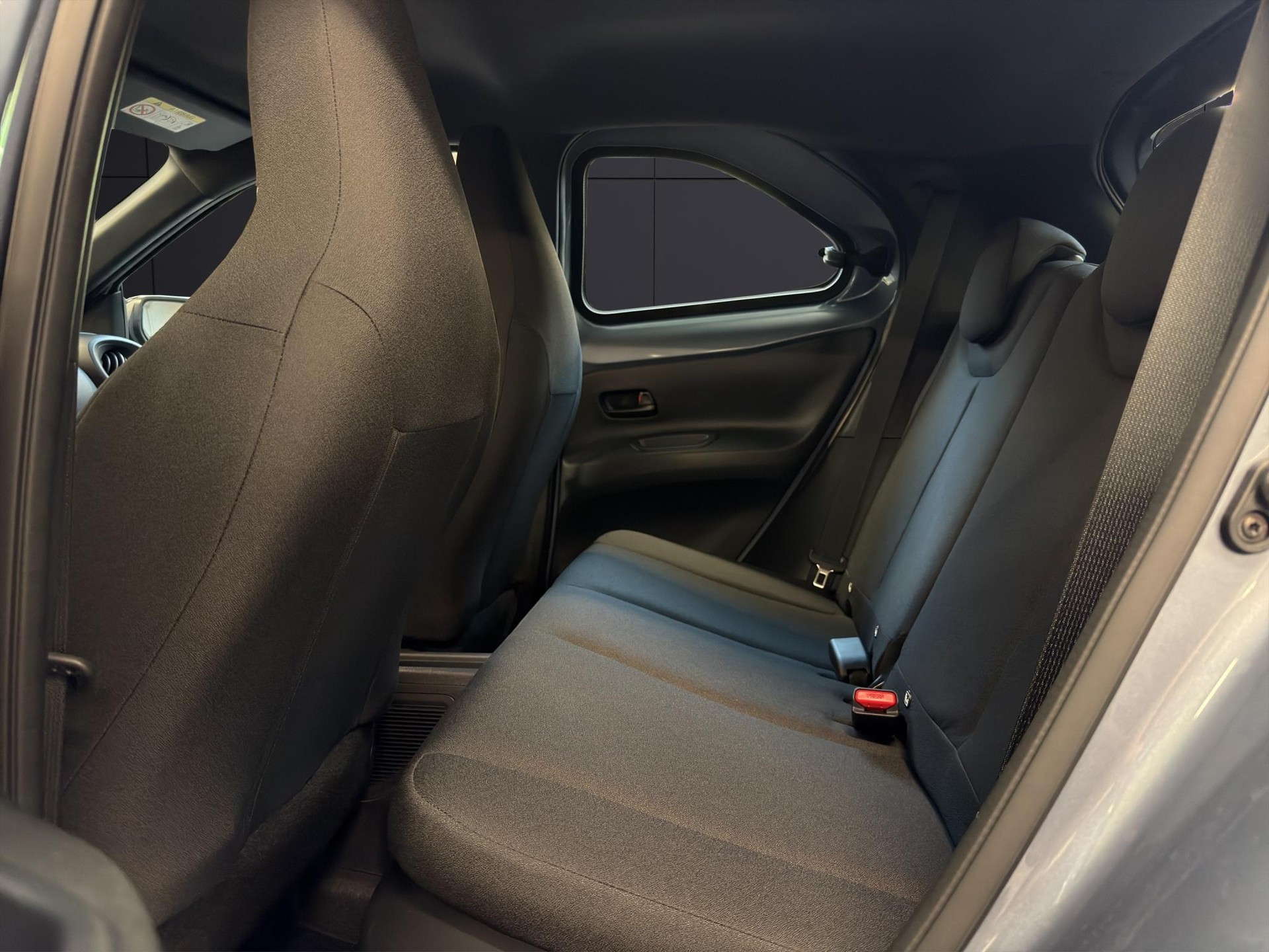 TOYOTA Aygo X 1.5 VVT-i HSD Trend-image-10