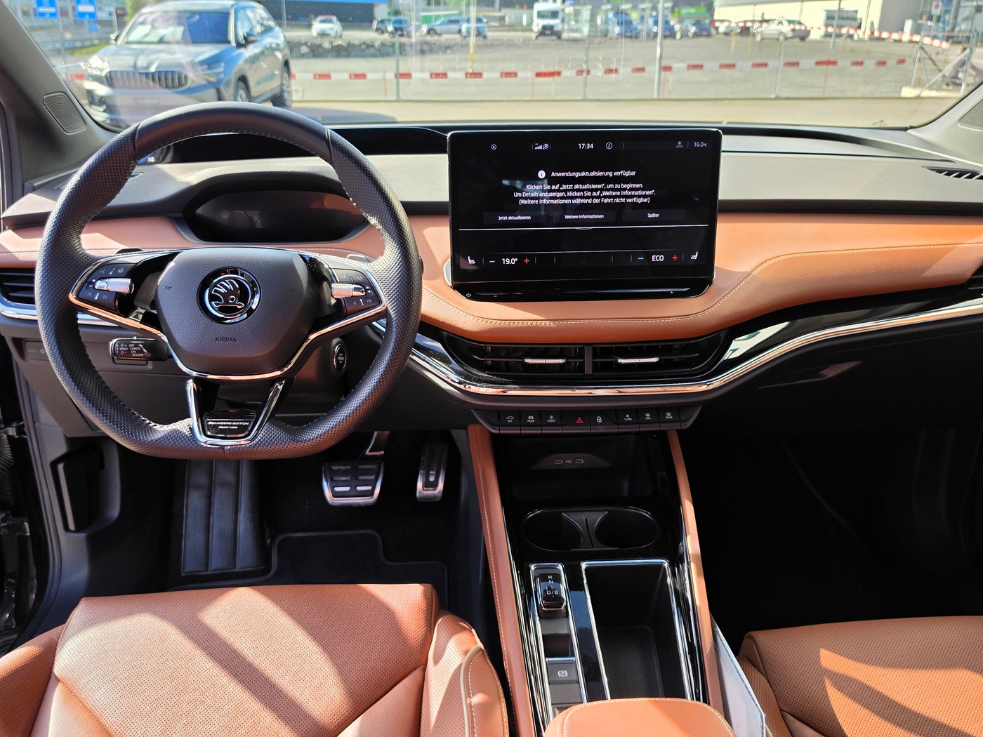 SKODA Enyaq iV 80x Founders Edition-image-8