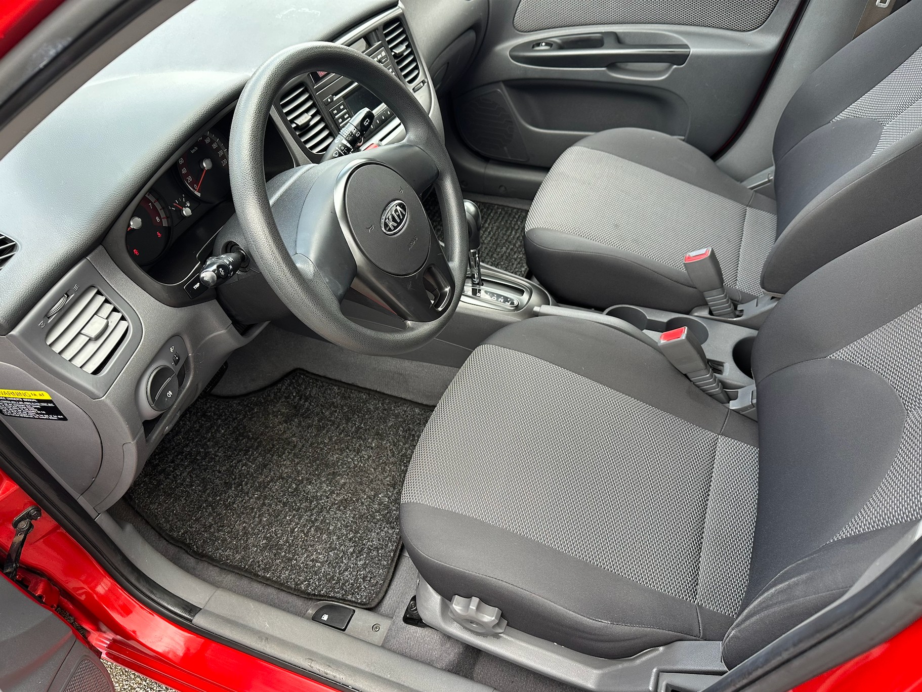 KIA Rio 1.6 CVVT _seven Automatic-image-9