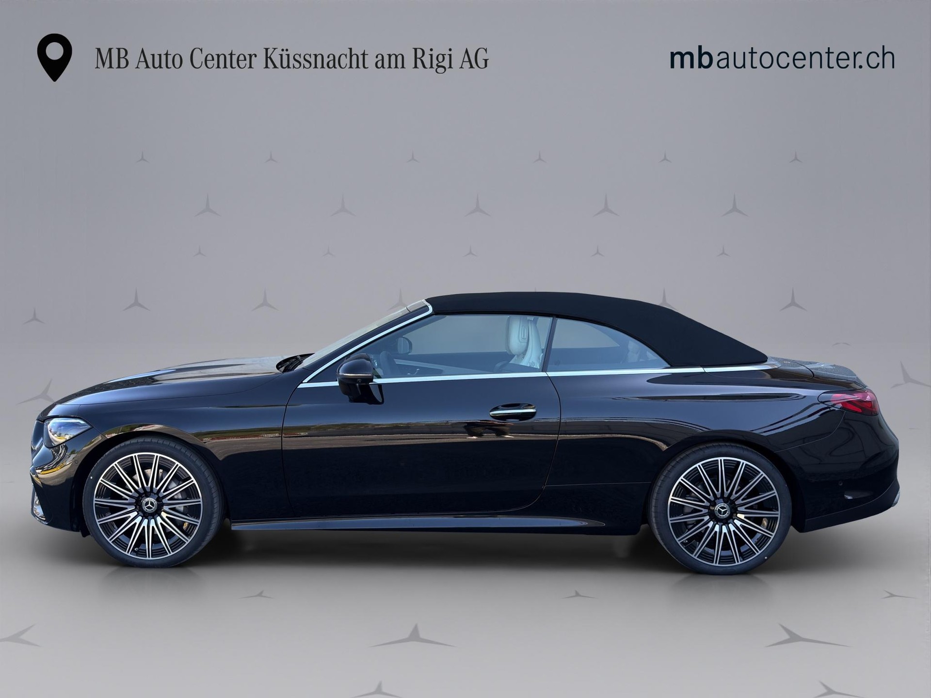 MERCEDES-BENZ CLE 200 AMG Line 4matic Cabriolet-showroom-element-2