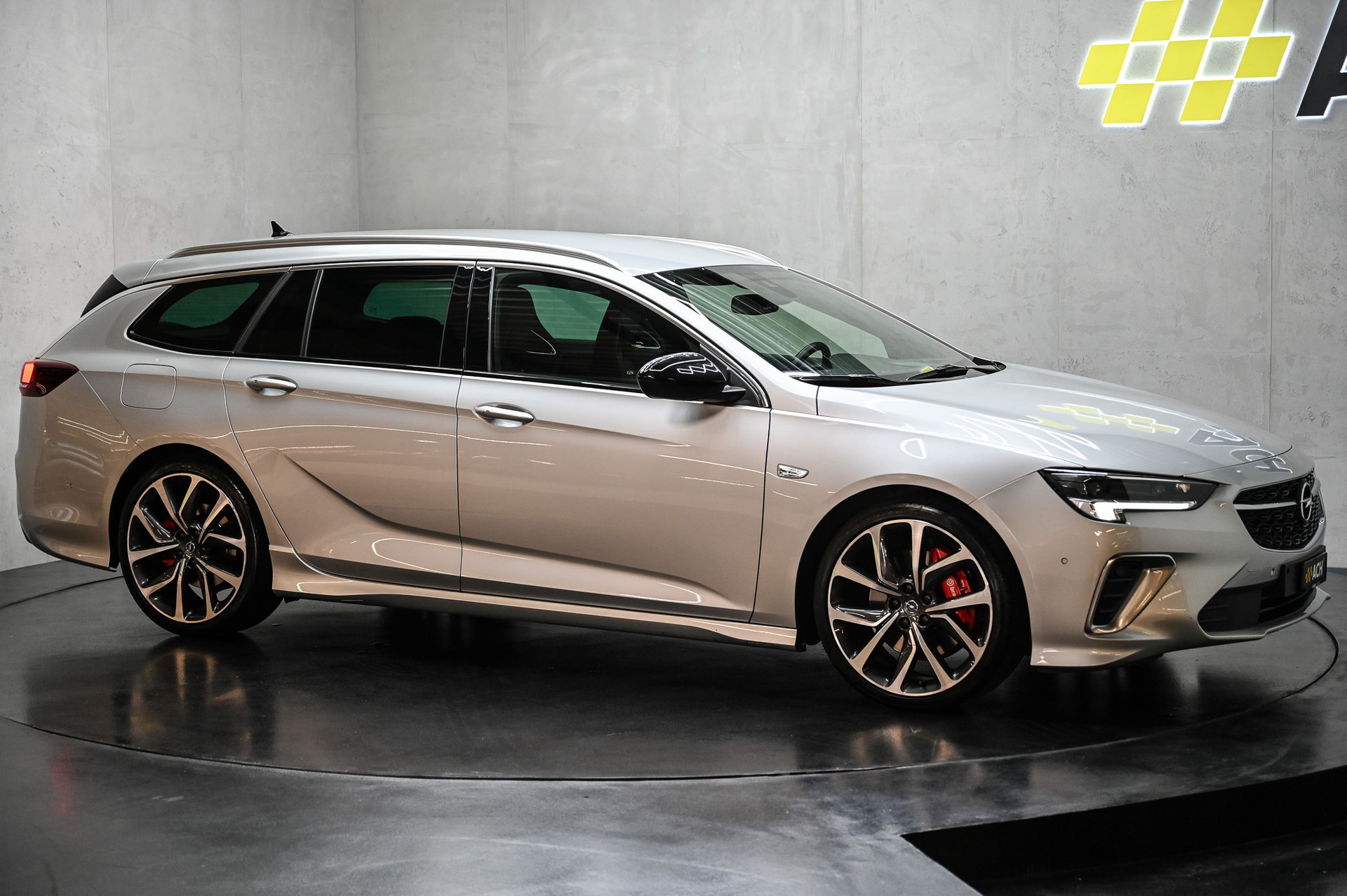 OPEL Insignia Sports Tourer 2.0 T GSi AWD-image-11
