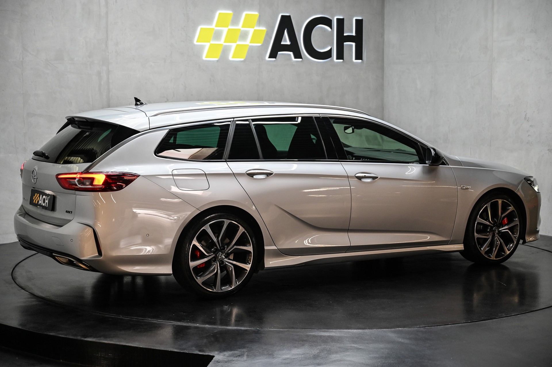 OPEL Insignia Sports Tourer 2.0 T GSi AWD-image-9