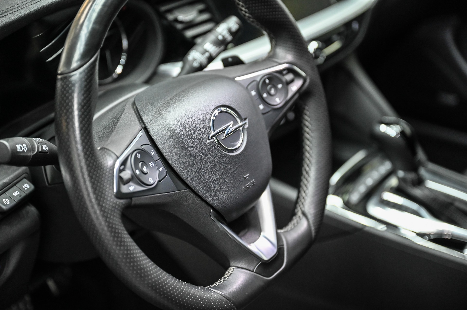 OPEL Insignia Sports Tourer 2.0 T GSi AWD-image-15