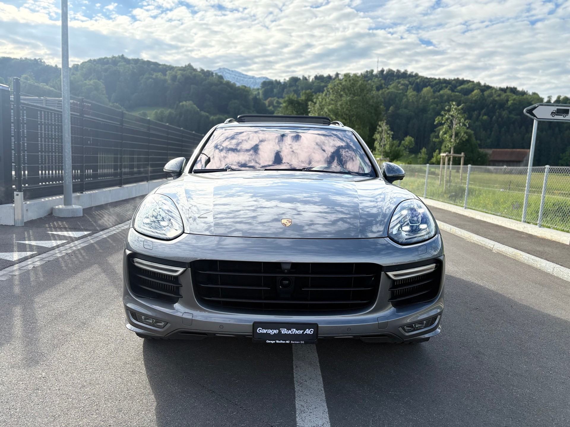 PORSCHE Cayenne GTS-image-8