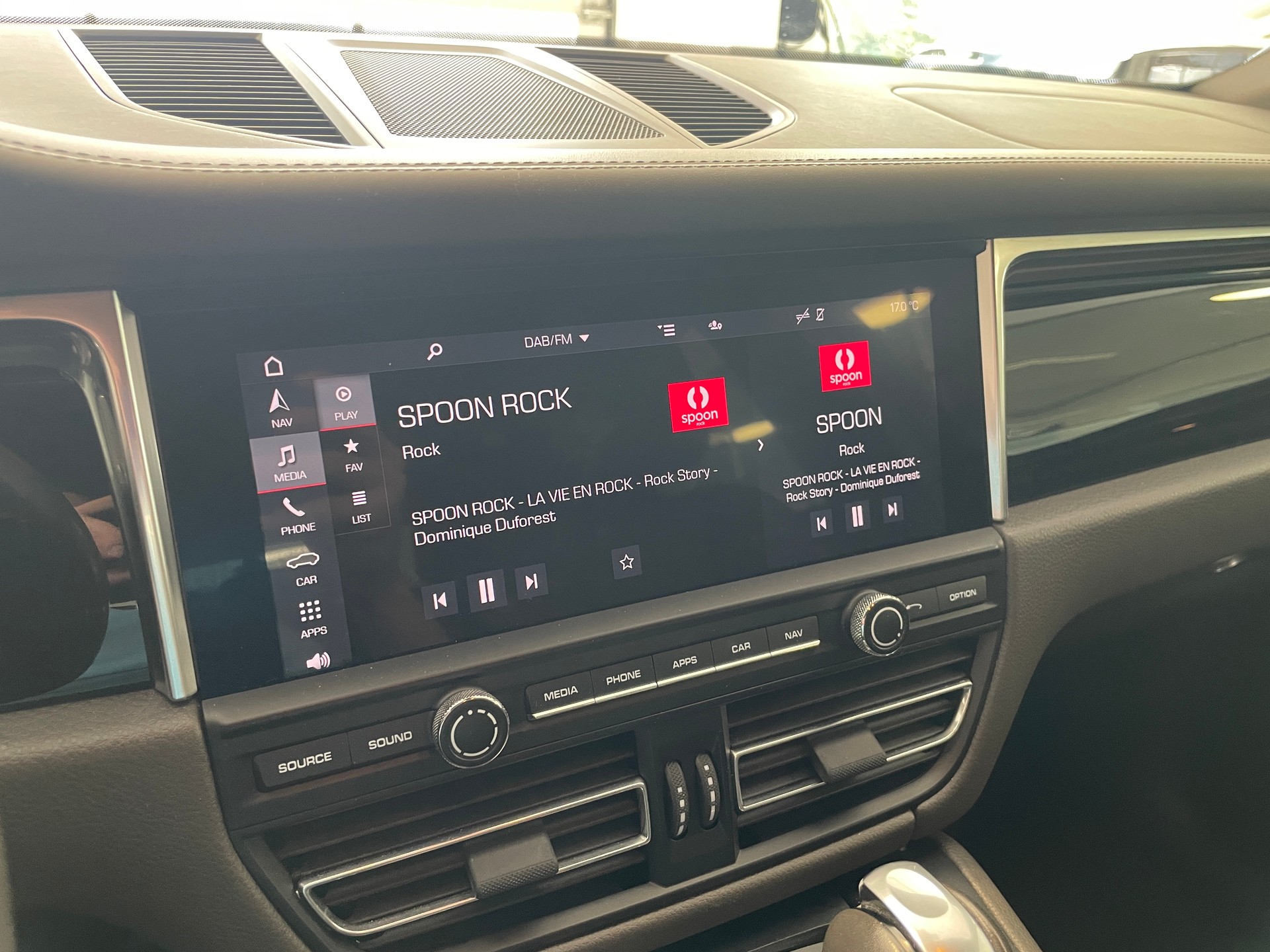 PORSCHE Macan S PDK-image-17