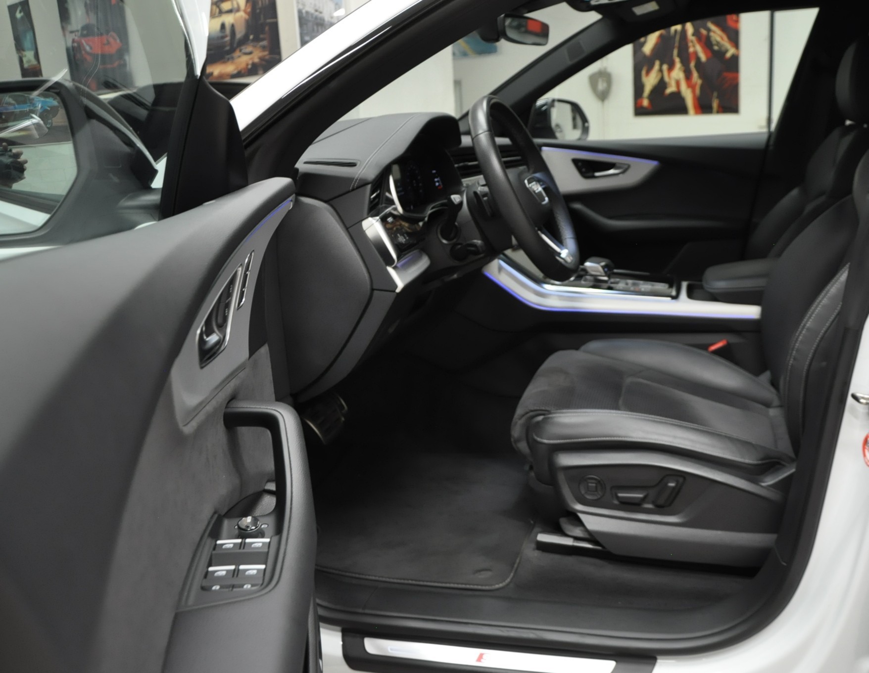 AUDI Q8 50 TDI quattro tiptronic-image-8