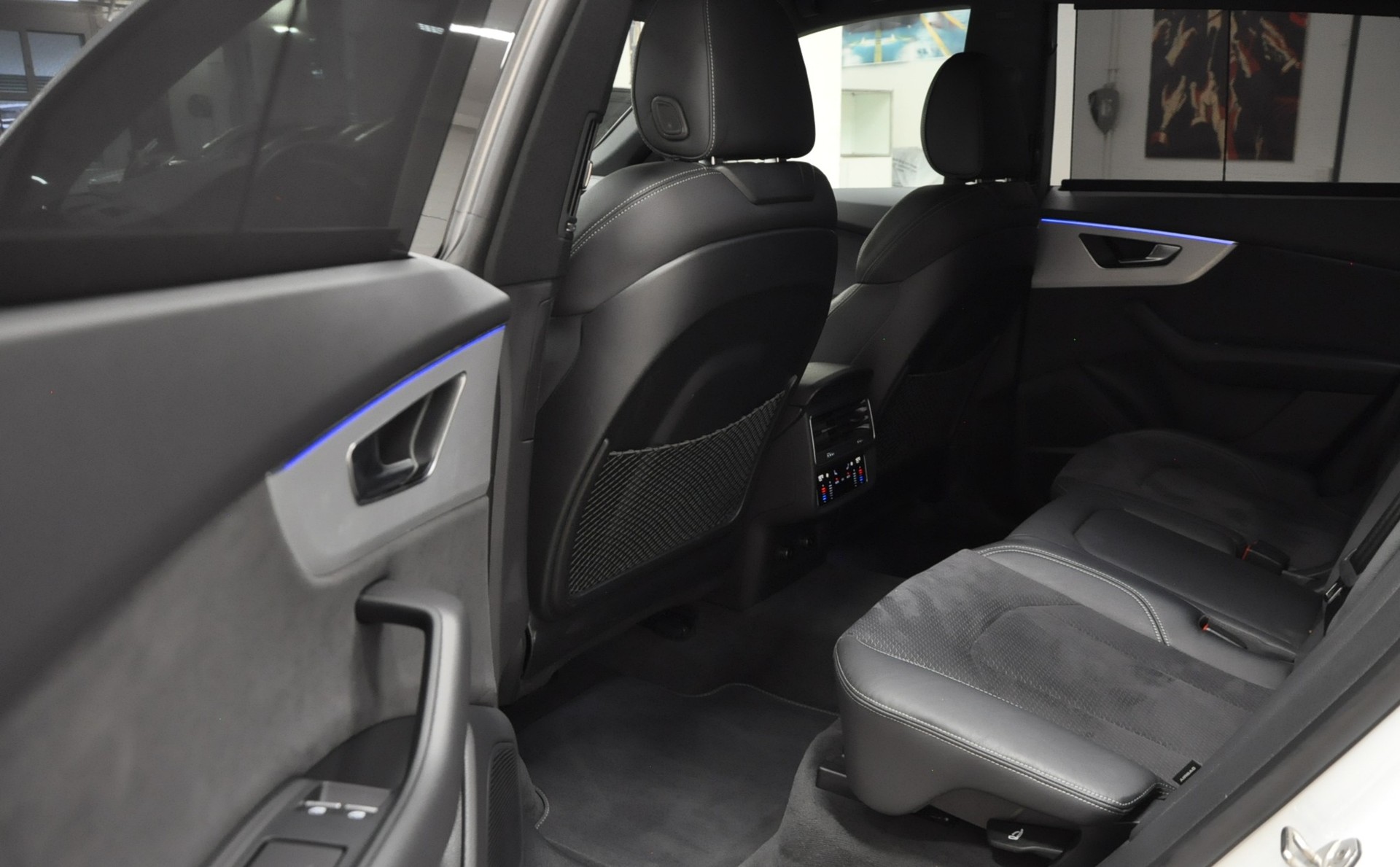 AUDI Q8 50 TDI quattro tiptronic-image-15