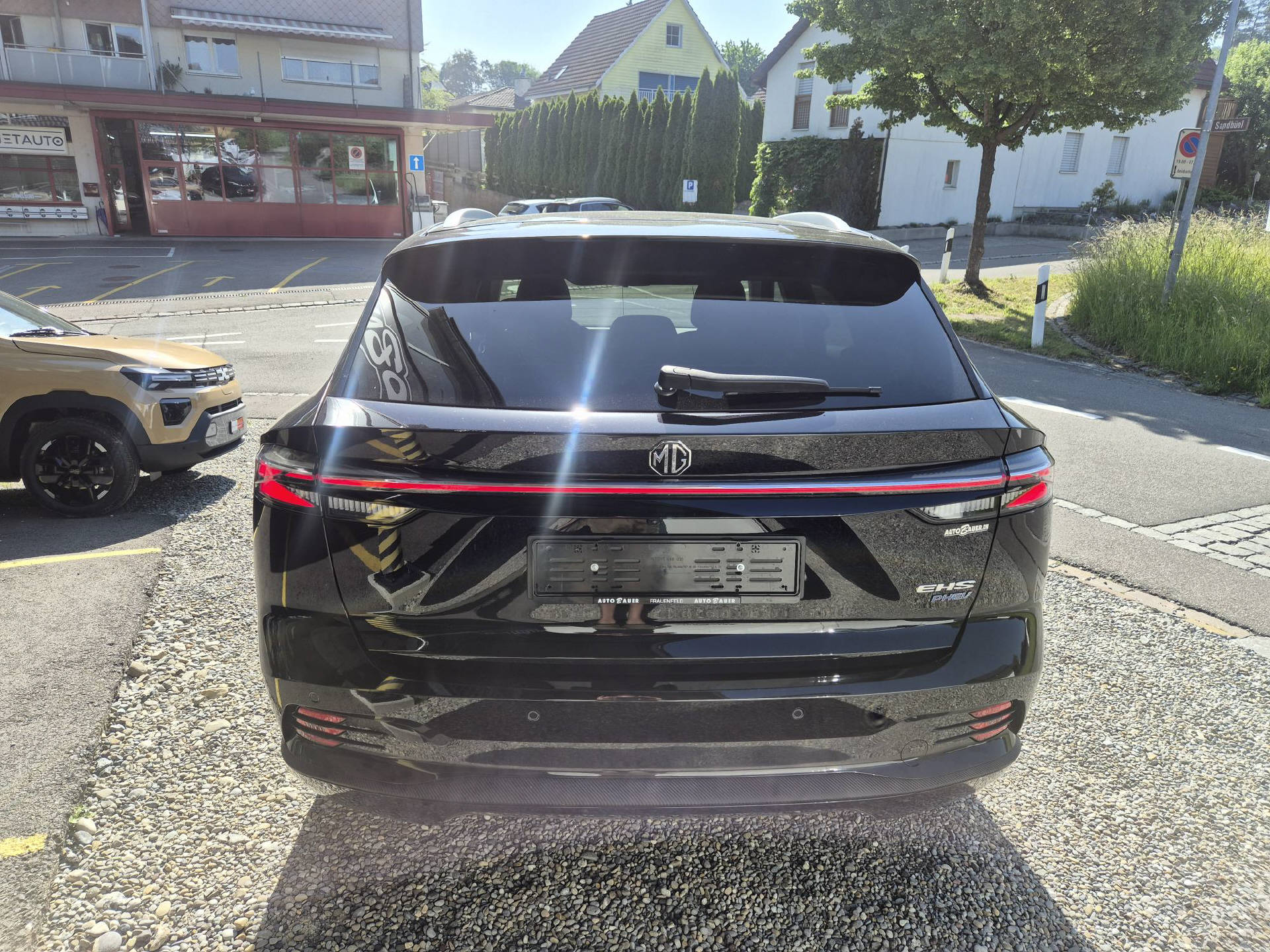 MG HS PHEV Luxury-image-7