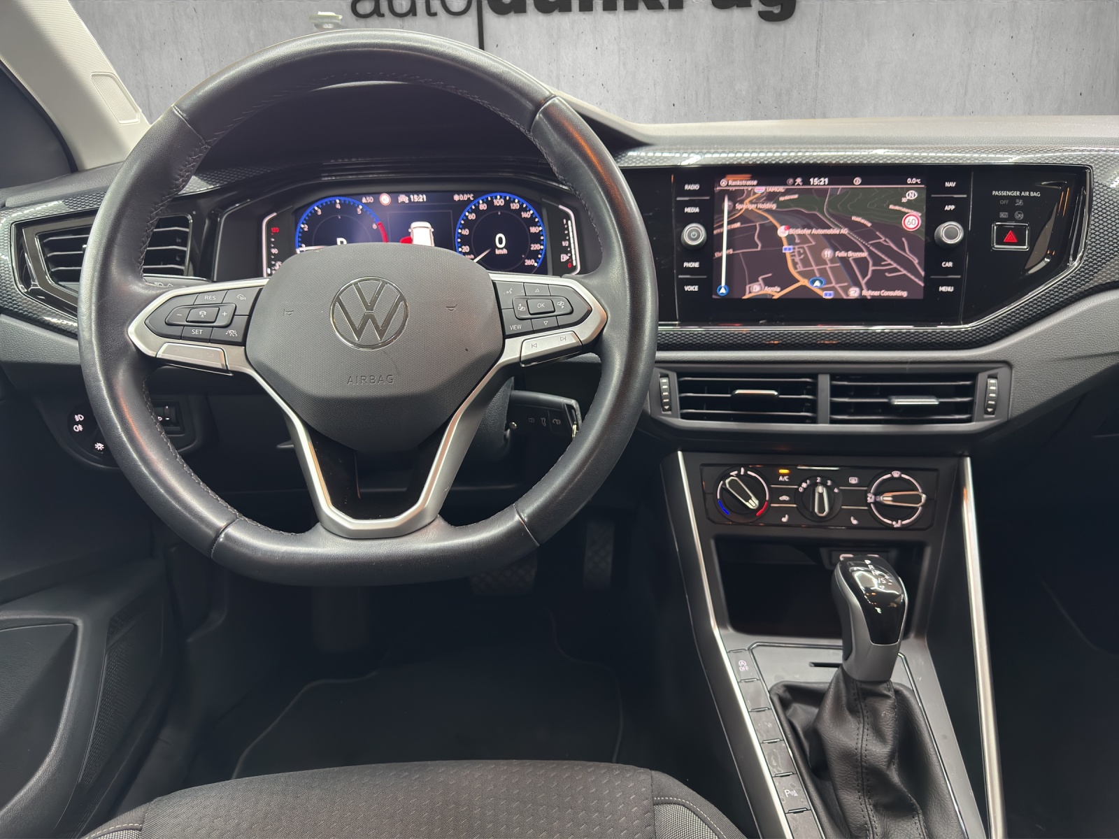 VW Polo 1.0 TSI Life DSG-image-9