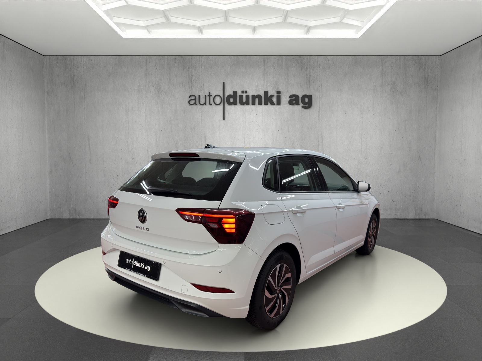 VW Polo 1.0 TSI Life DSG-showroom-element-3