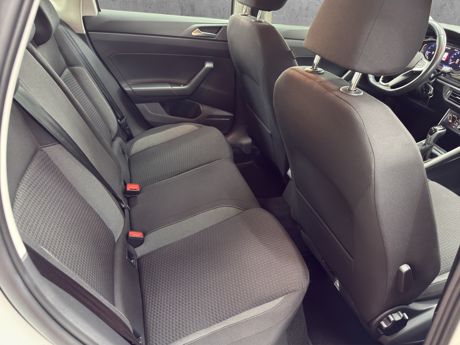 VW Polo 1.0 TSI Life DSG-image-11
