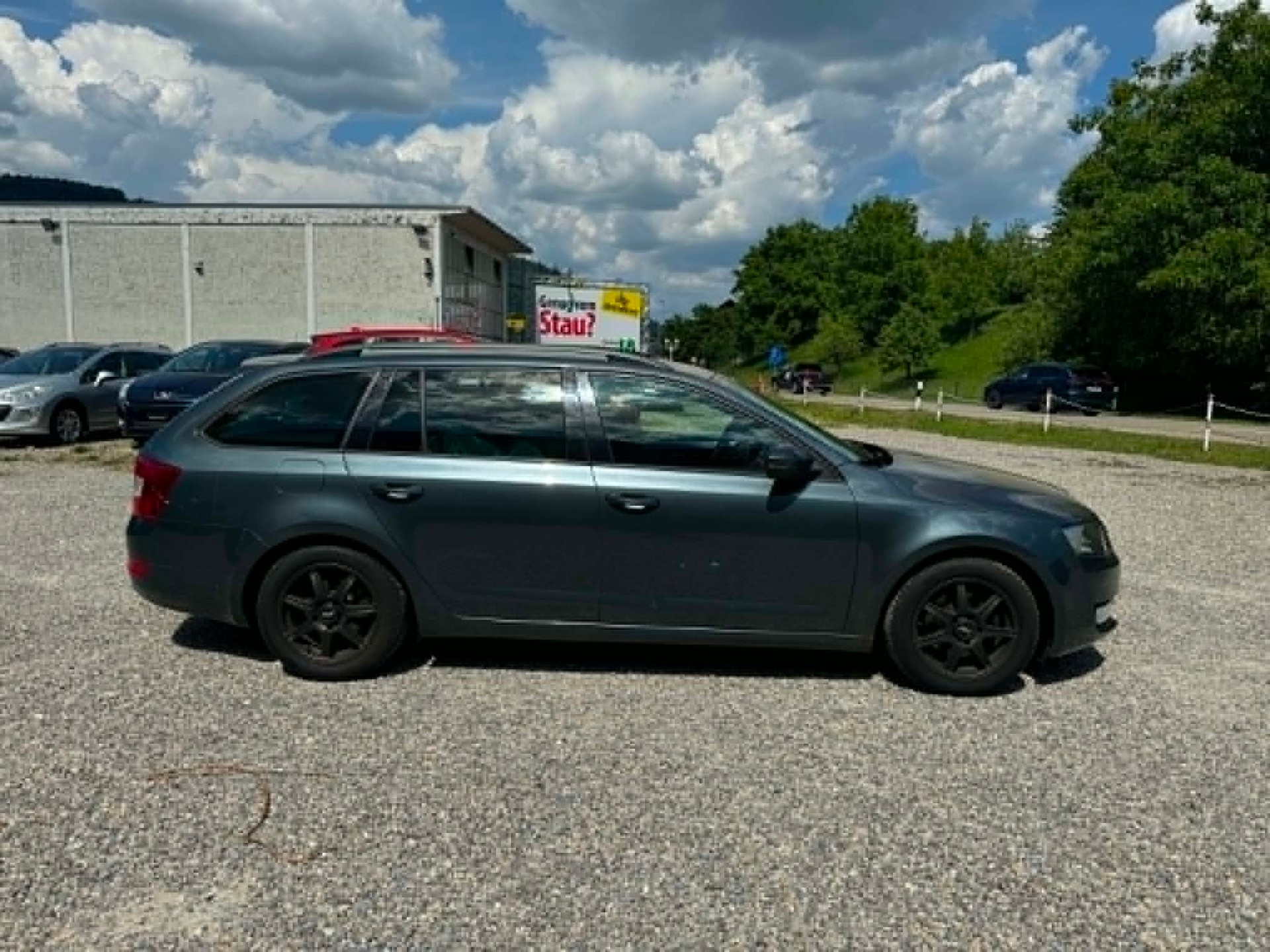 SKODA Octavia Combi 2.0 TDI 4x4-image-3