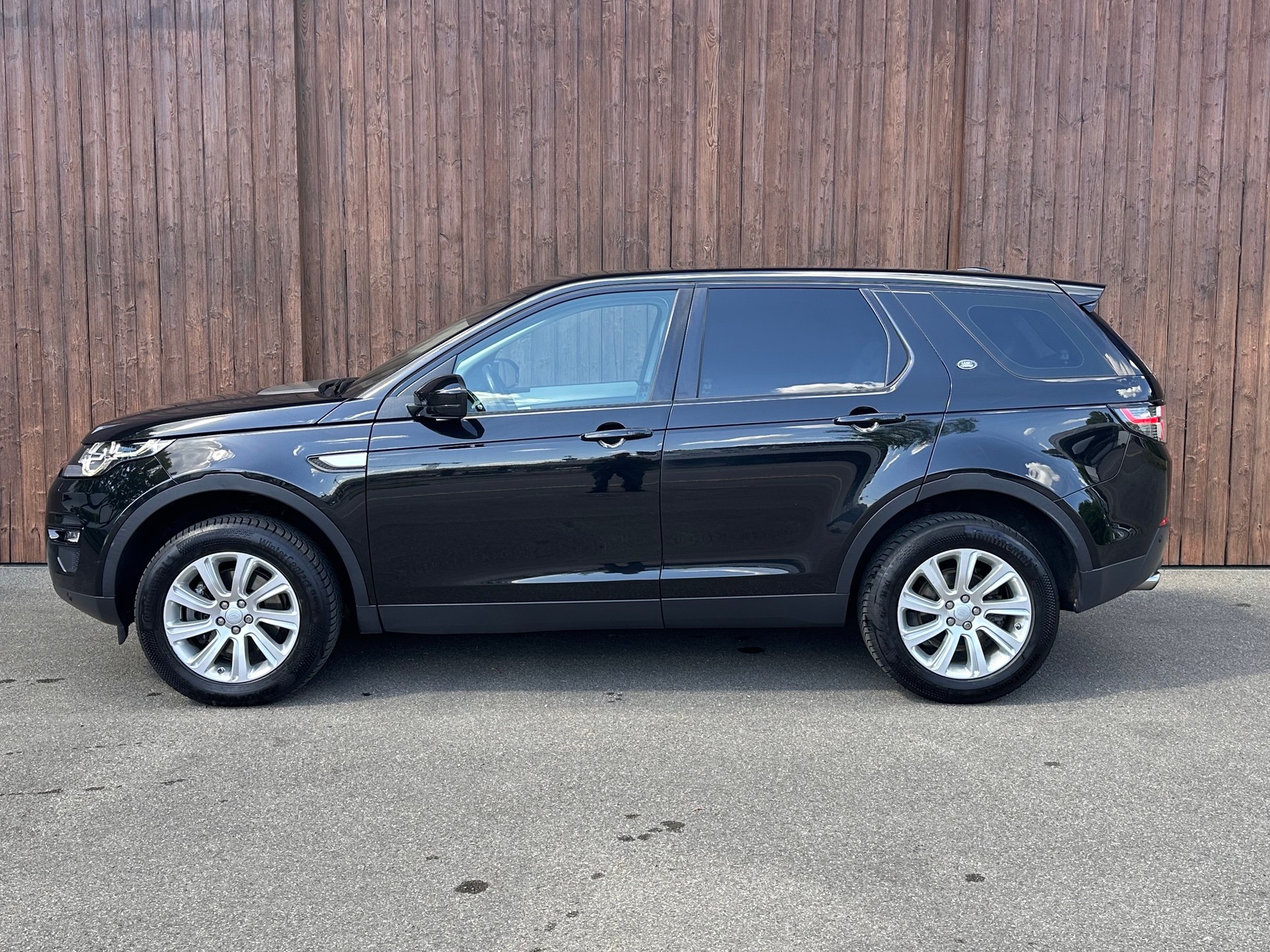 LAND ROVER Discovery Sport 2.0 Si4 HSE Luxury AT9-image-4