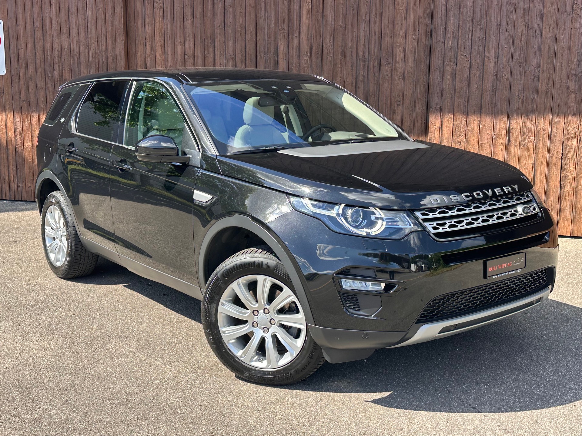 LAND ROVER Discovery Sport 2.0 Si4 HSE Luxury AT9-showroom-element-1