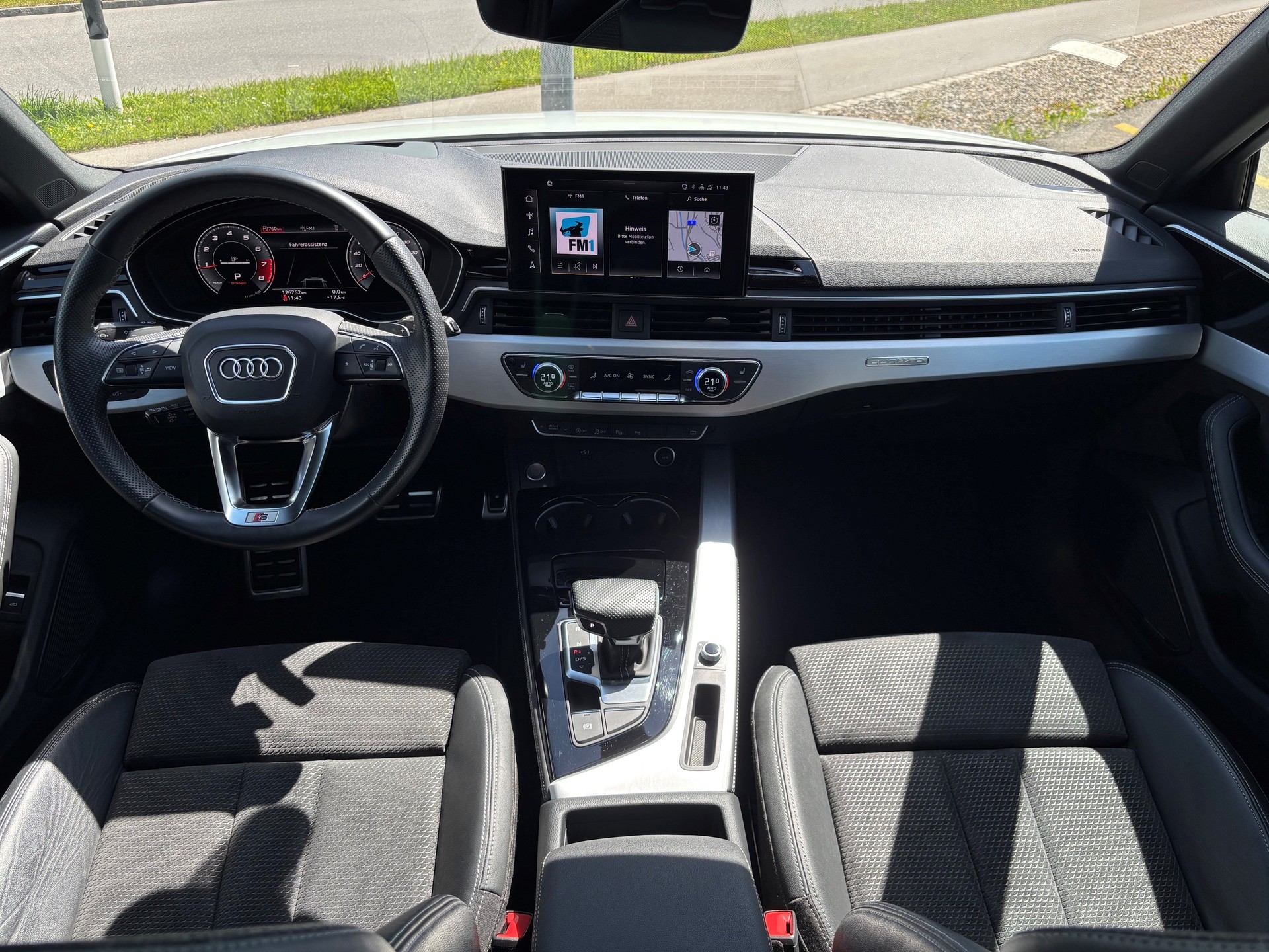 AUDI A4 Avant 45 TFSI S-line quattro-image-5