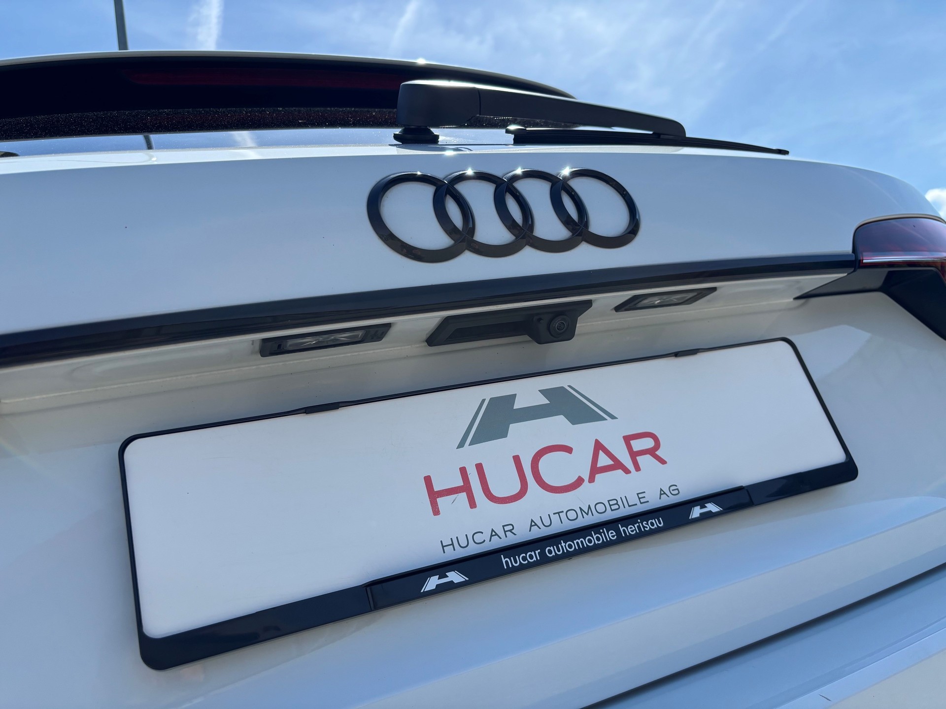AUDI A4 Avant 45 TFSI S-line quattro-image-15