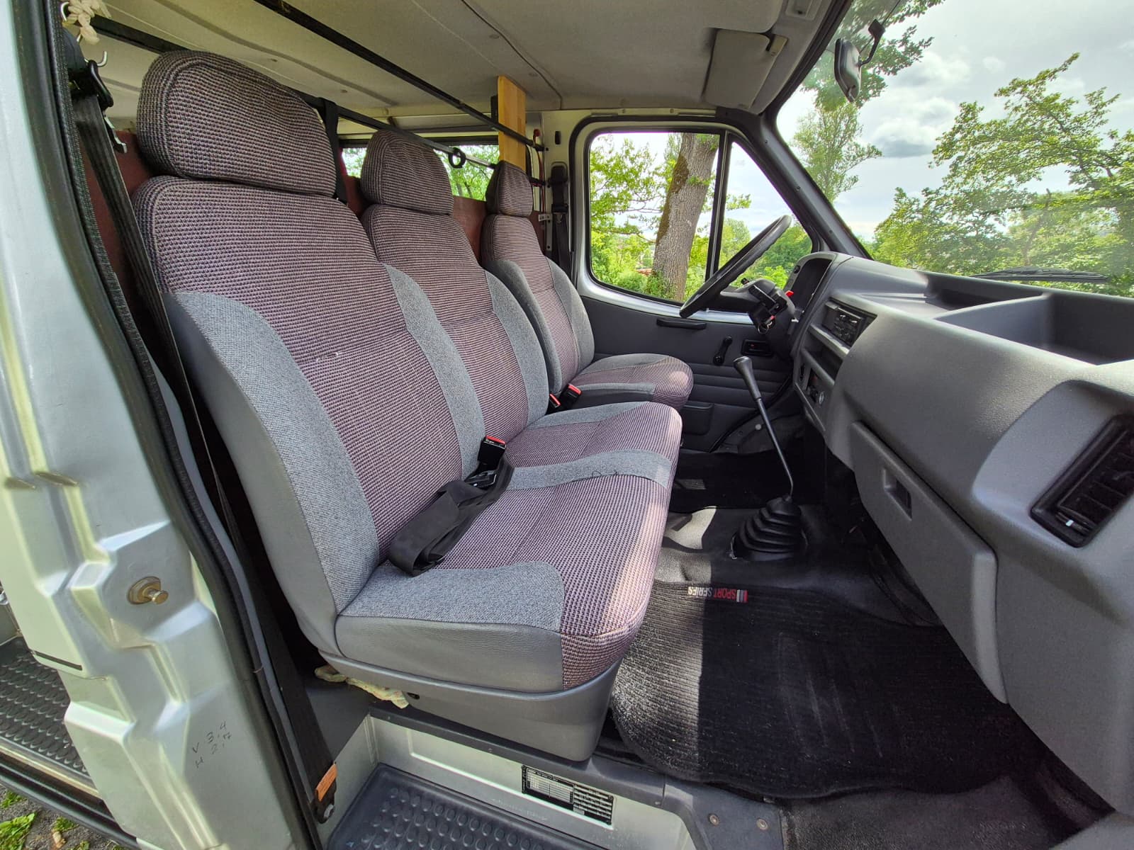 FORD Transit 120-image-4