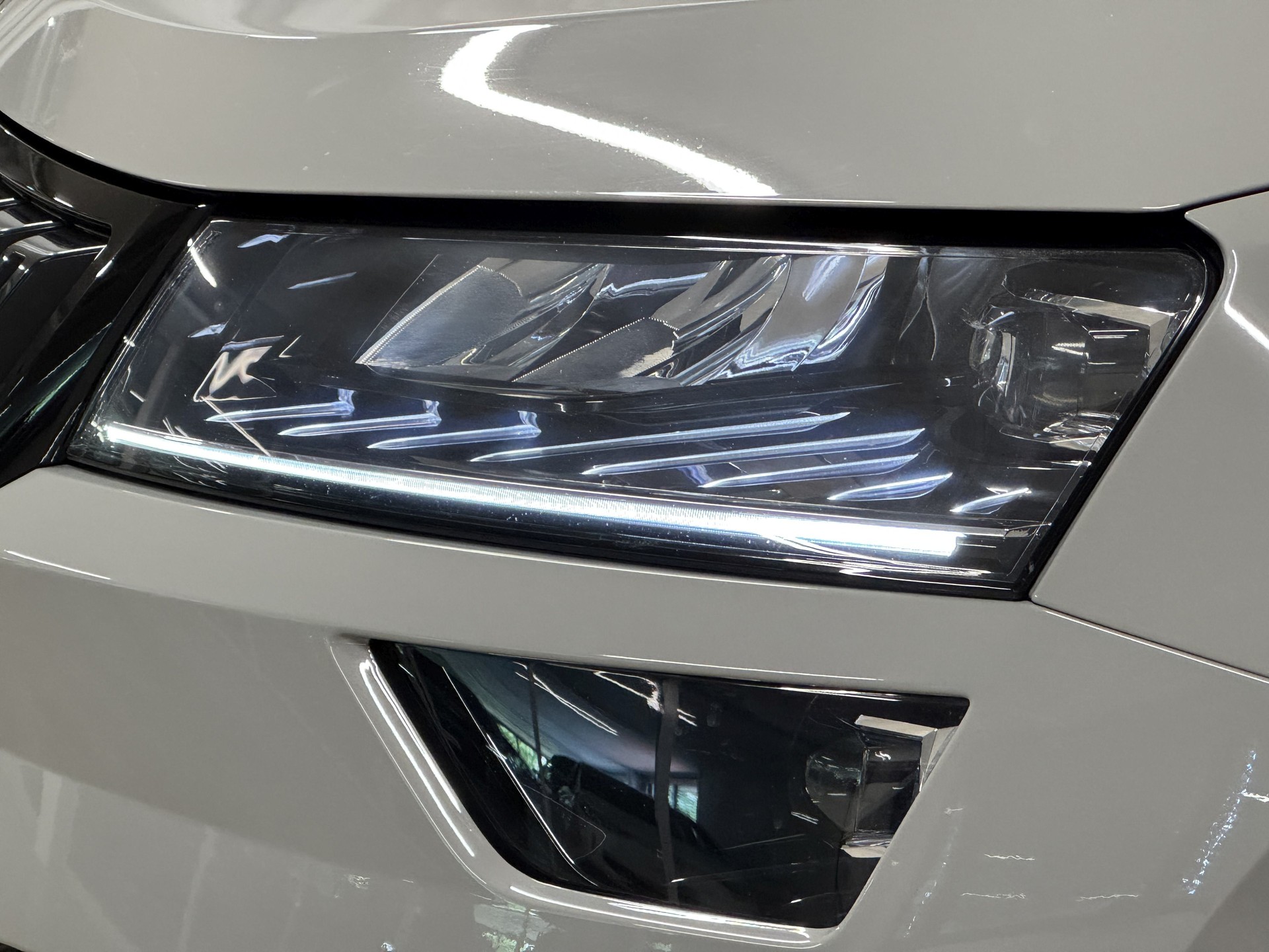 SKODA Karoq 2.0 TDI CR SportLine 4x4 DSG-image-5