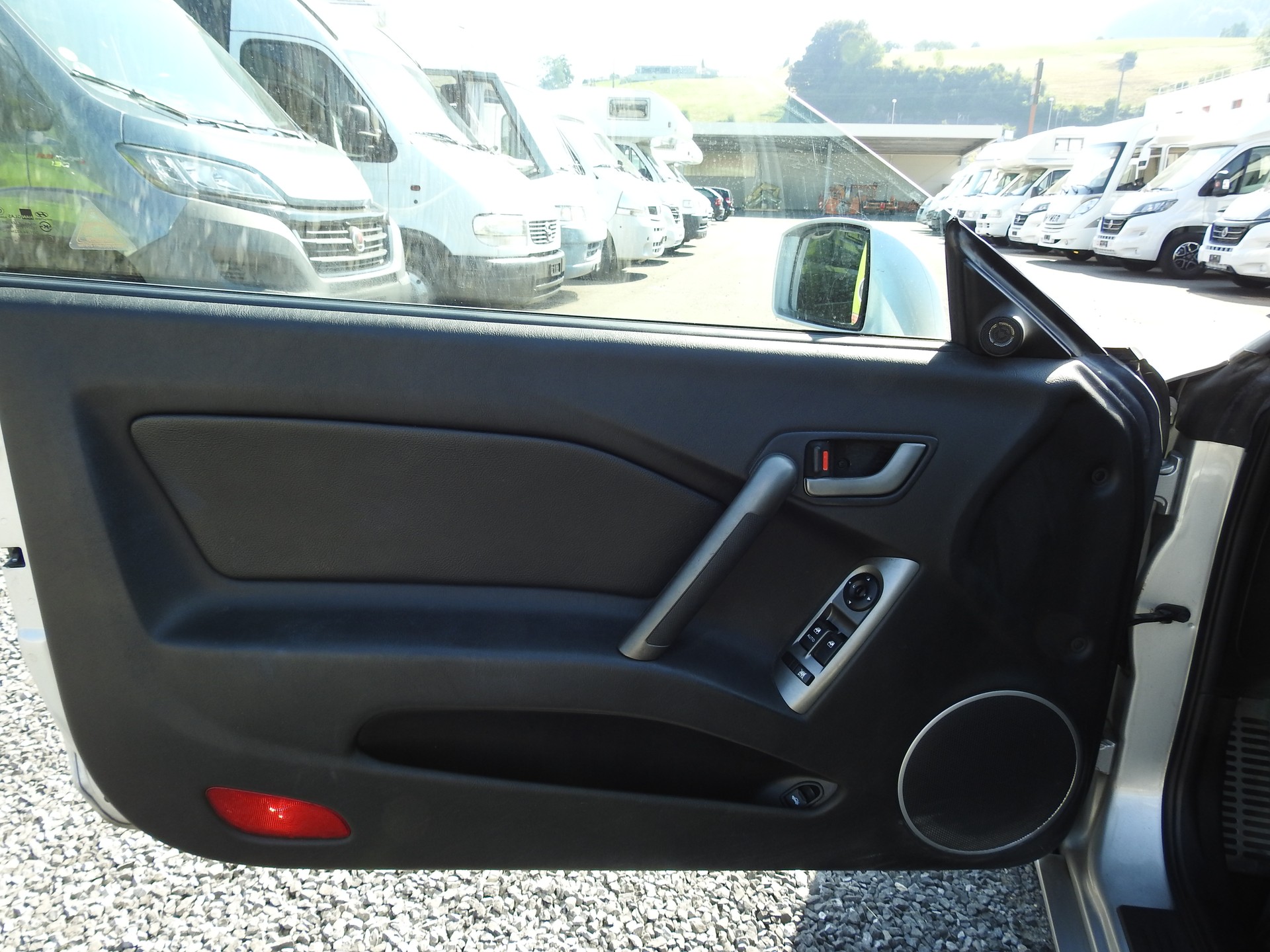 HYUNDAI Coupé 2.0 16V CVVT FX Special Limited Edition-image-8