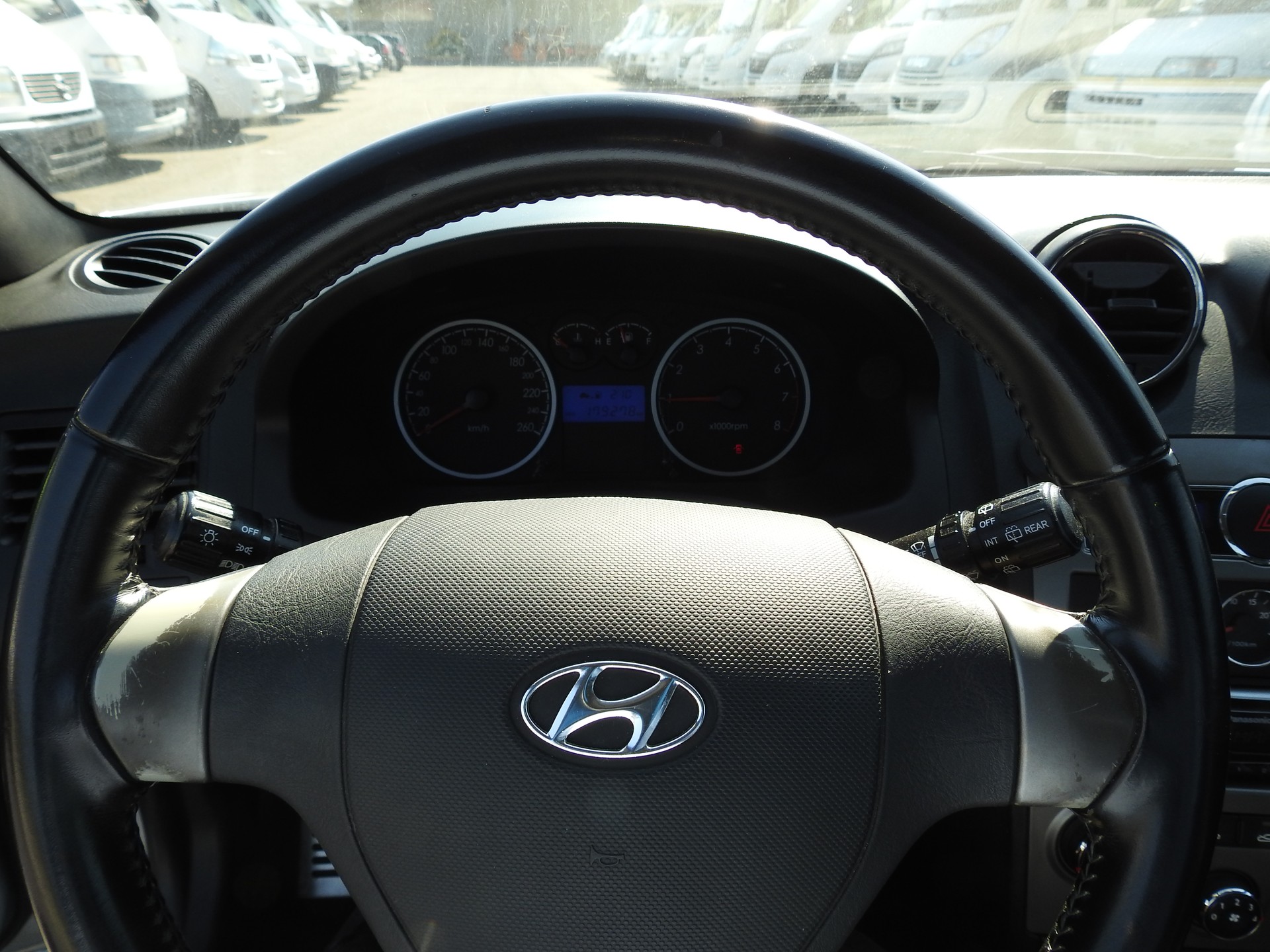 HYUNDAI Coupé 2.0 16V CVVT FX Special Limited Edition-image-21