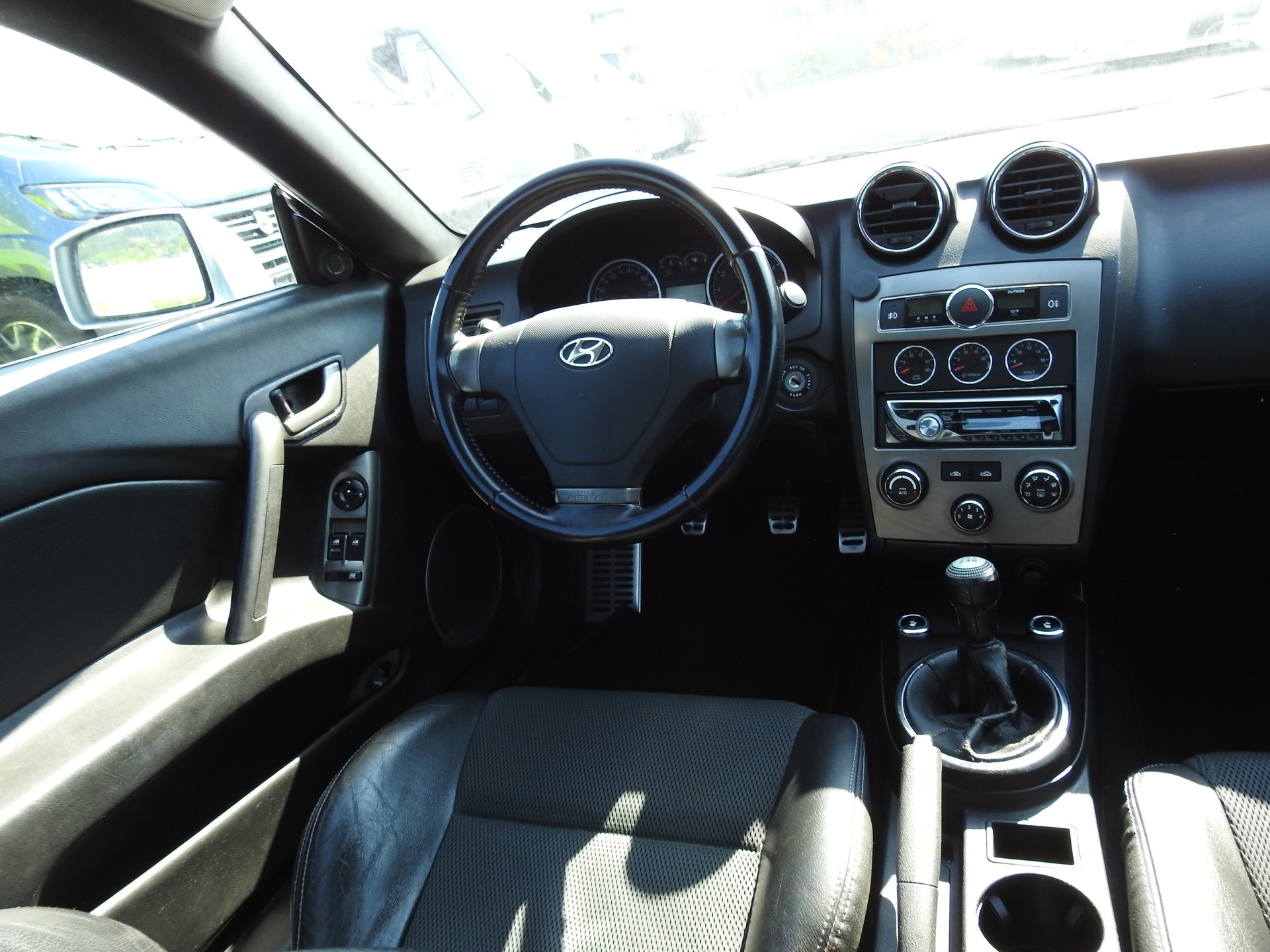 HYUNDAI Coupé 2.0 16V CVVT FX Special Limited Edition-image-16
