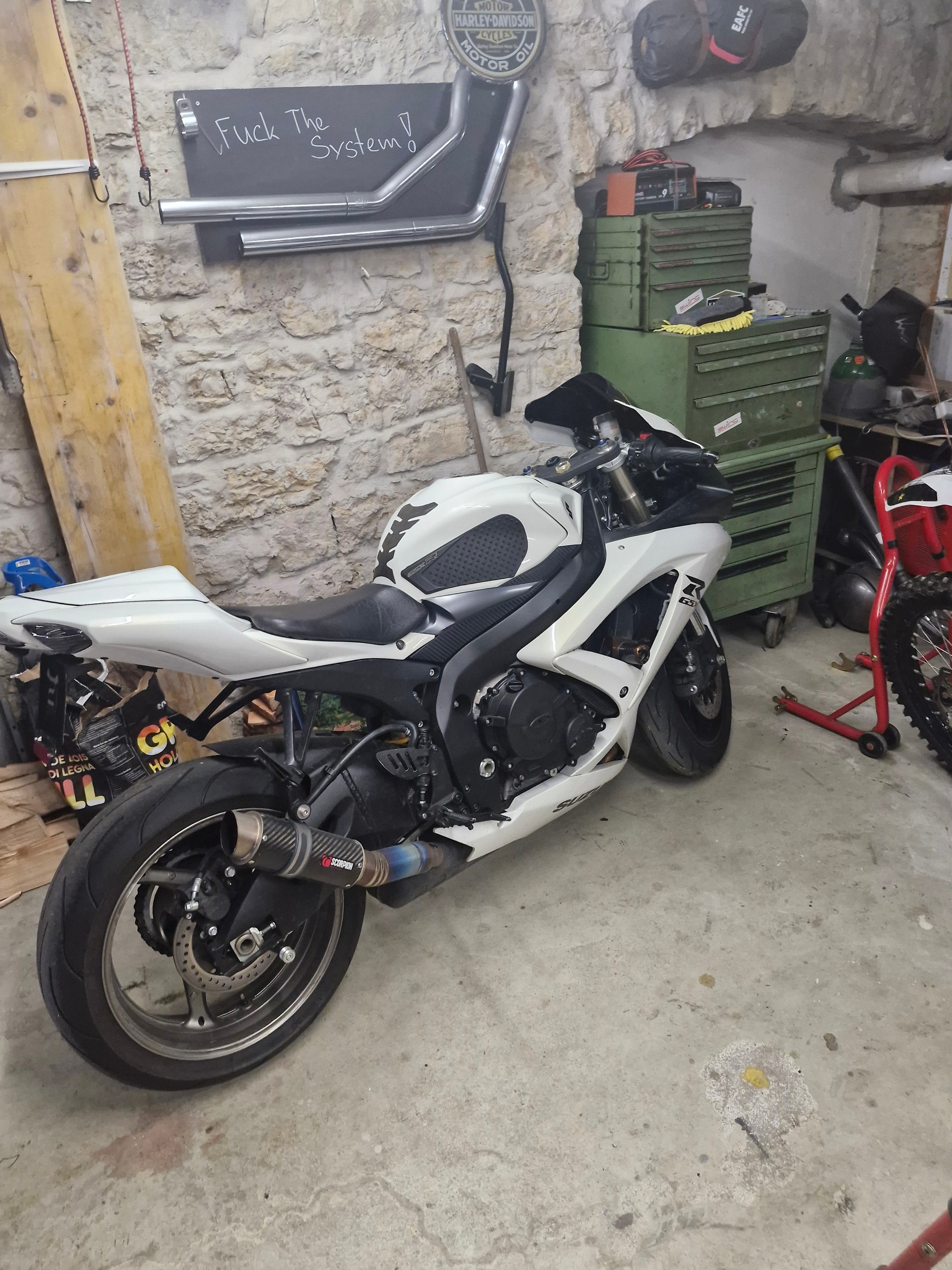 SUZUKI GSX-R 600 K9-image-1