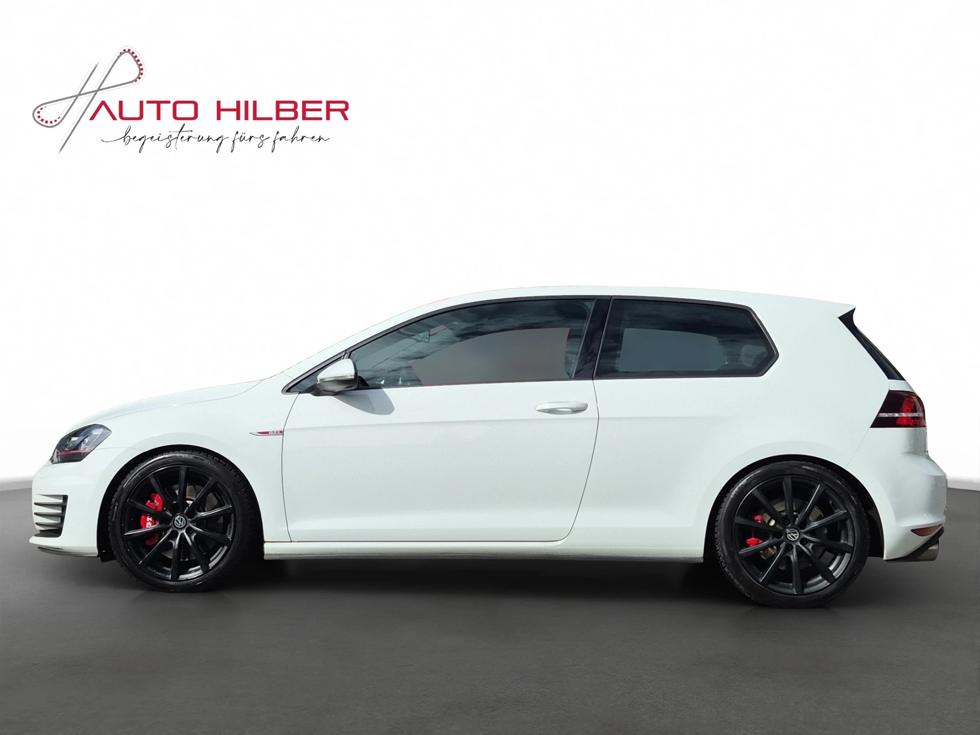 VW Golf 2.0 TSI GTI Performance DSG-image-2