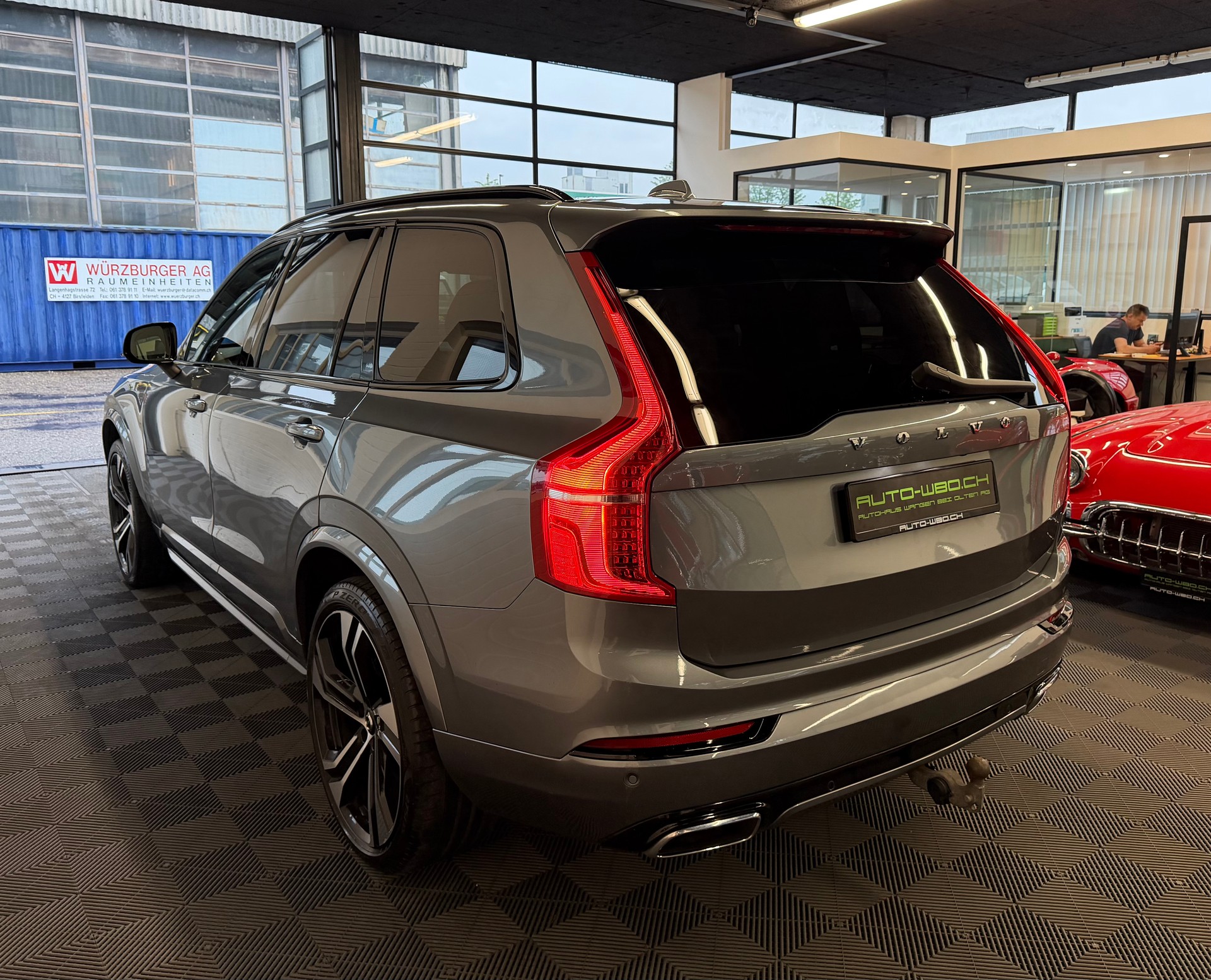 VOLVO XC90 B5 Diesel Mild Hybrid AWD R-Design Geartronic-image-4