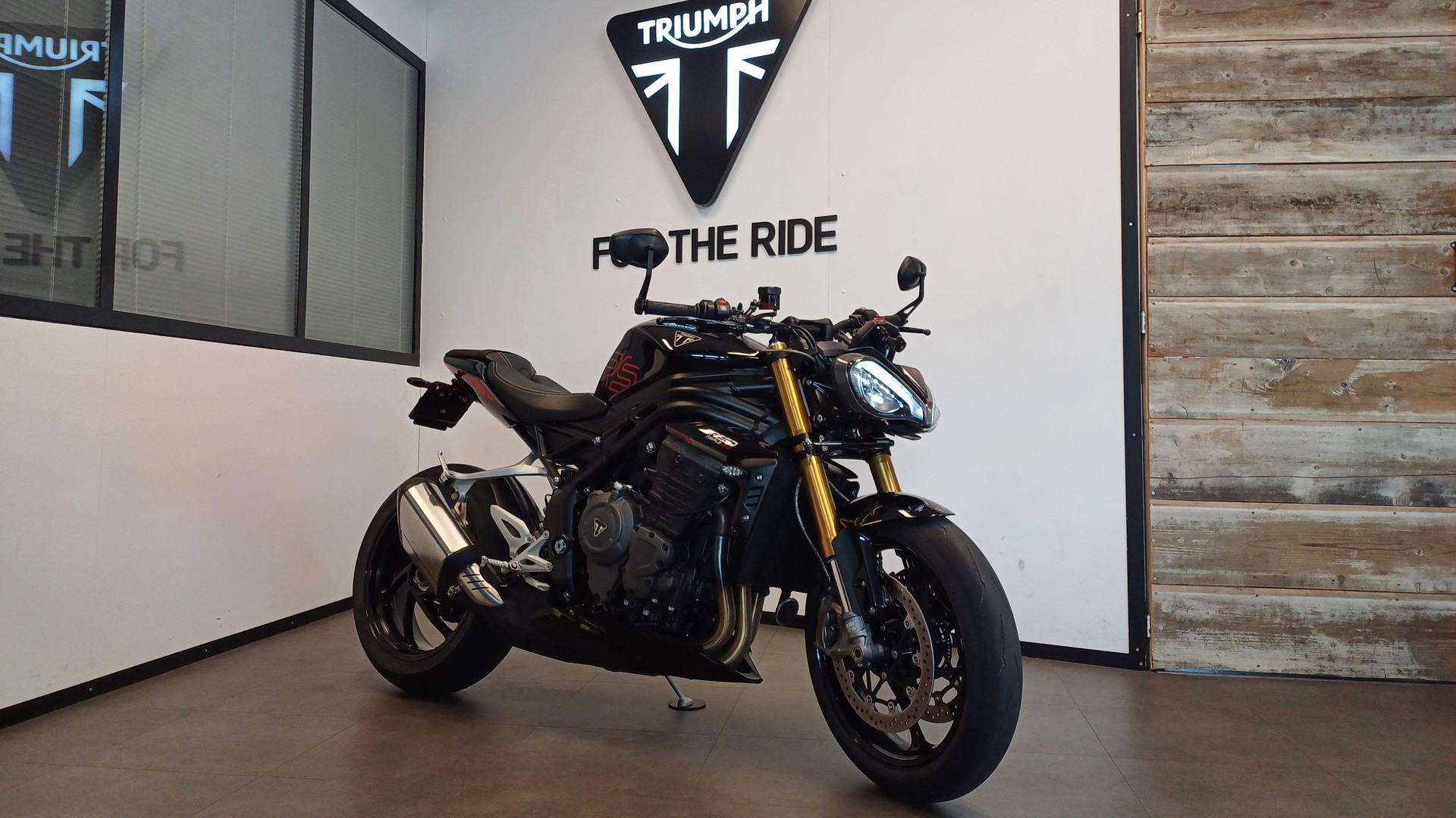 TRIUMPH Speed Triple 1200 RS