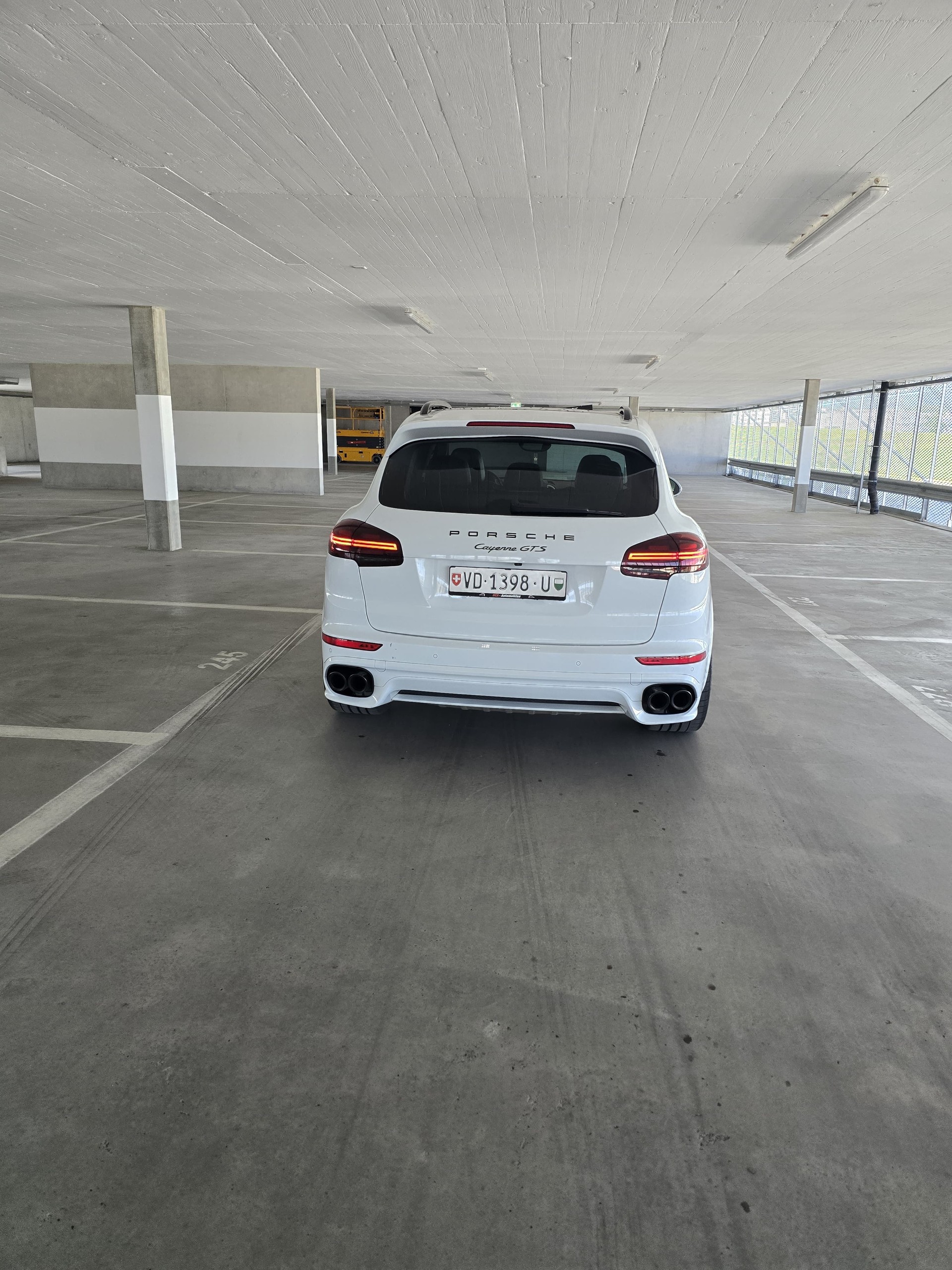 PORSCHE Cayenne GTS-image-6