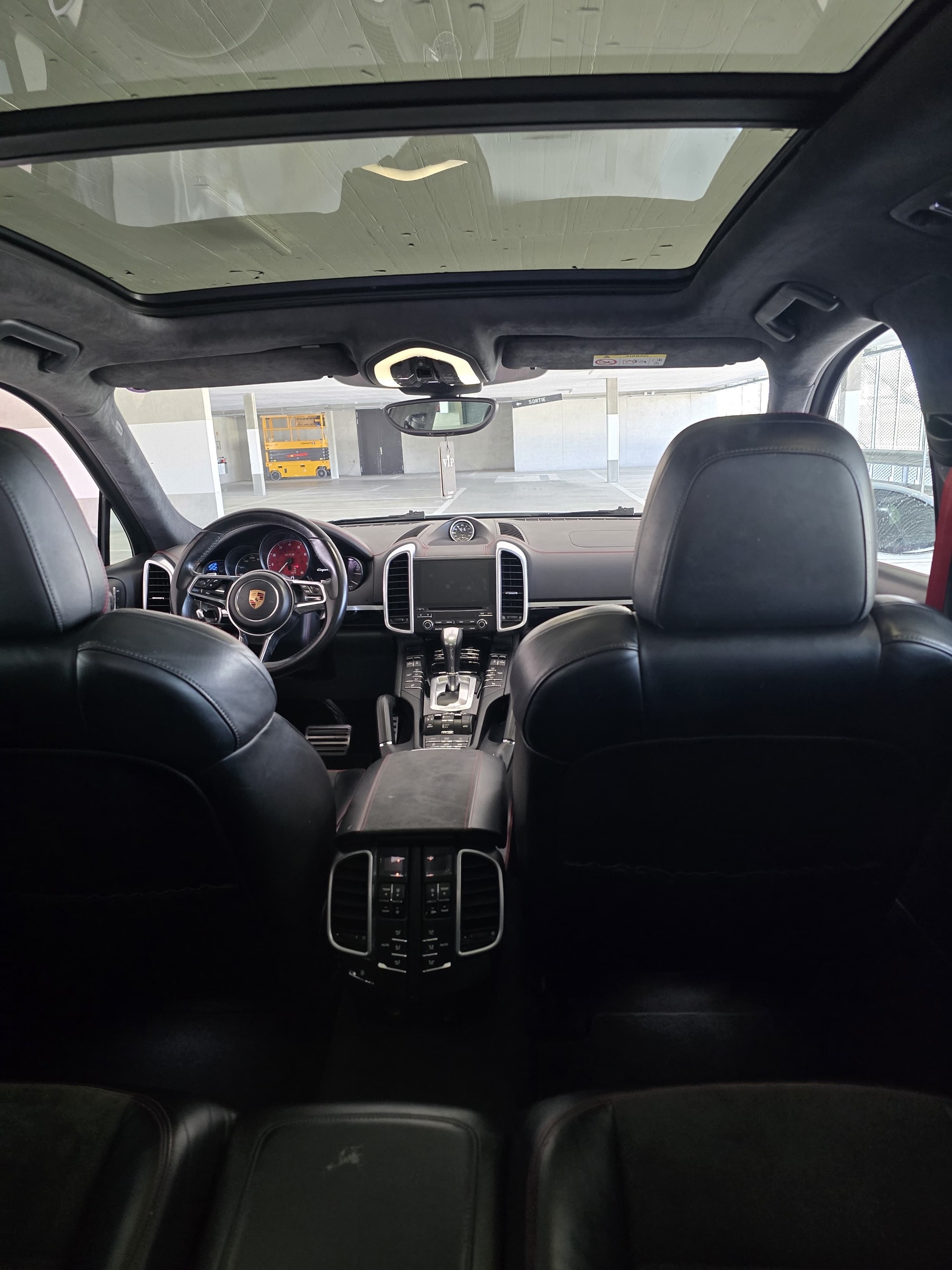 PORSCHE Cayenne GTS-image-10