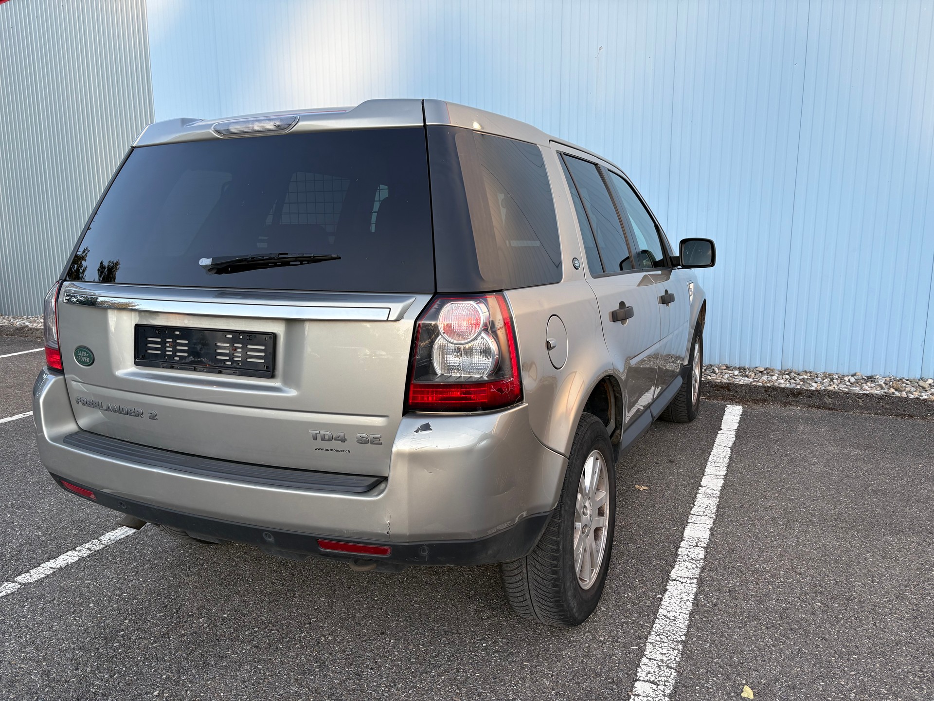 LAND ROVER Freelander 2.2 TD4 E Automatic-image-5