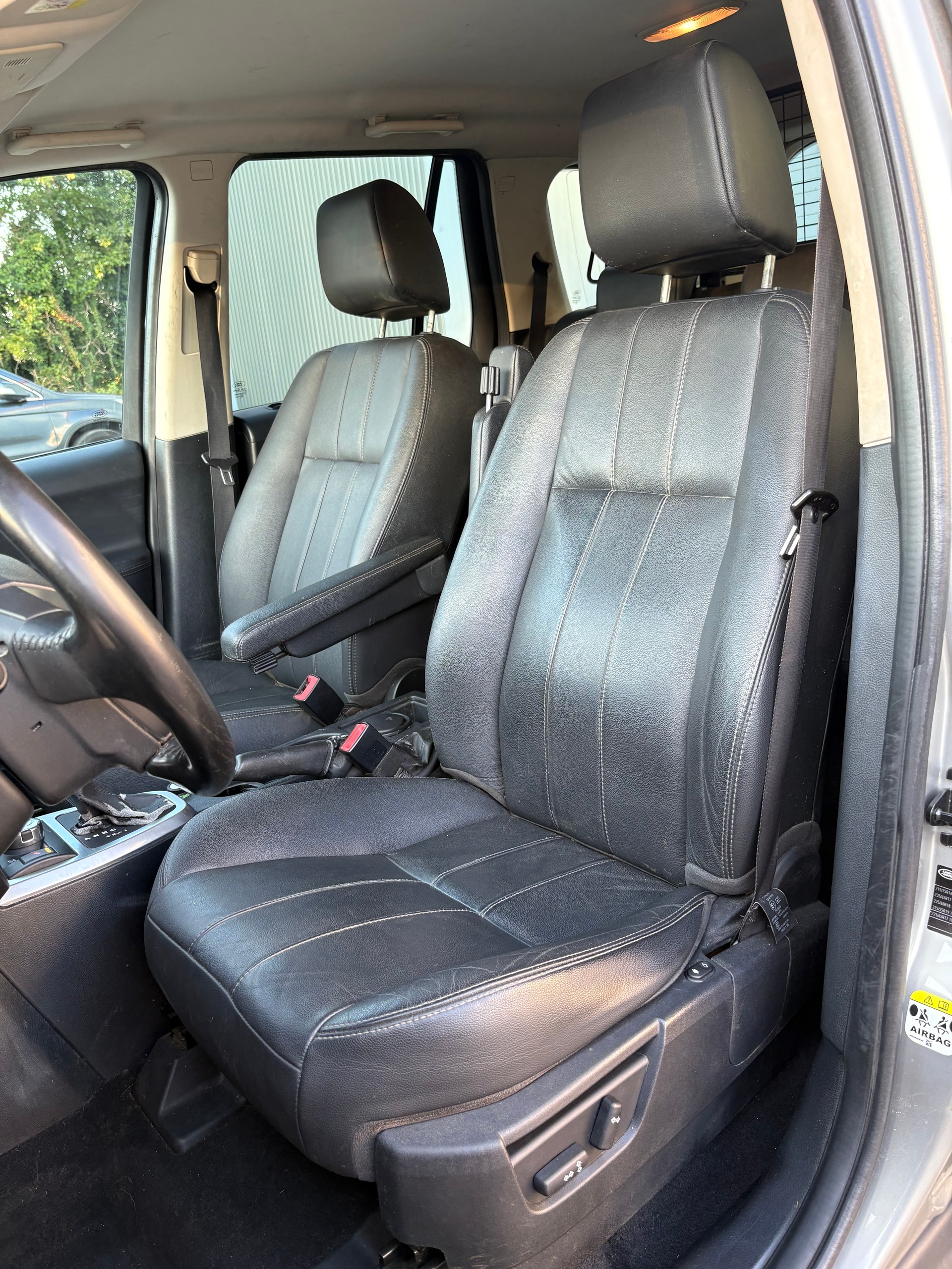 LAND ROVER Freelander 2.2 TD4 E Automatic-image-11