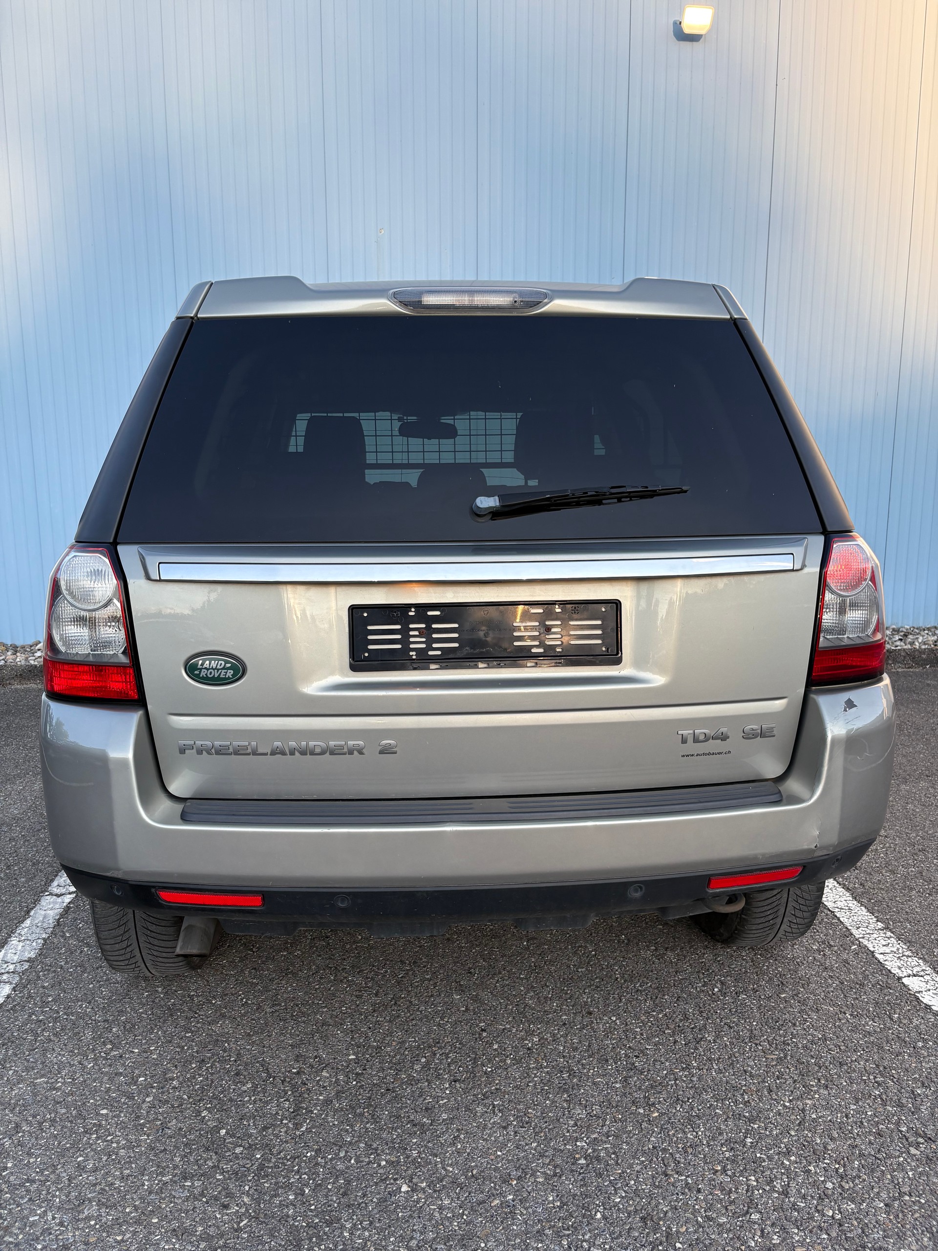 LAND ROVER Freelander 2.2 TD4 E Automatic-image-7