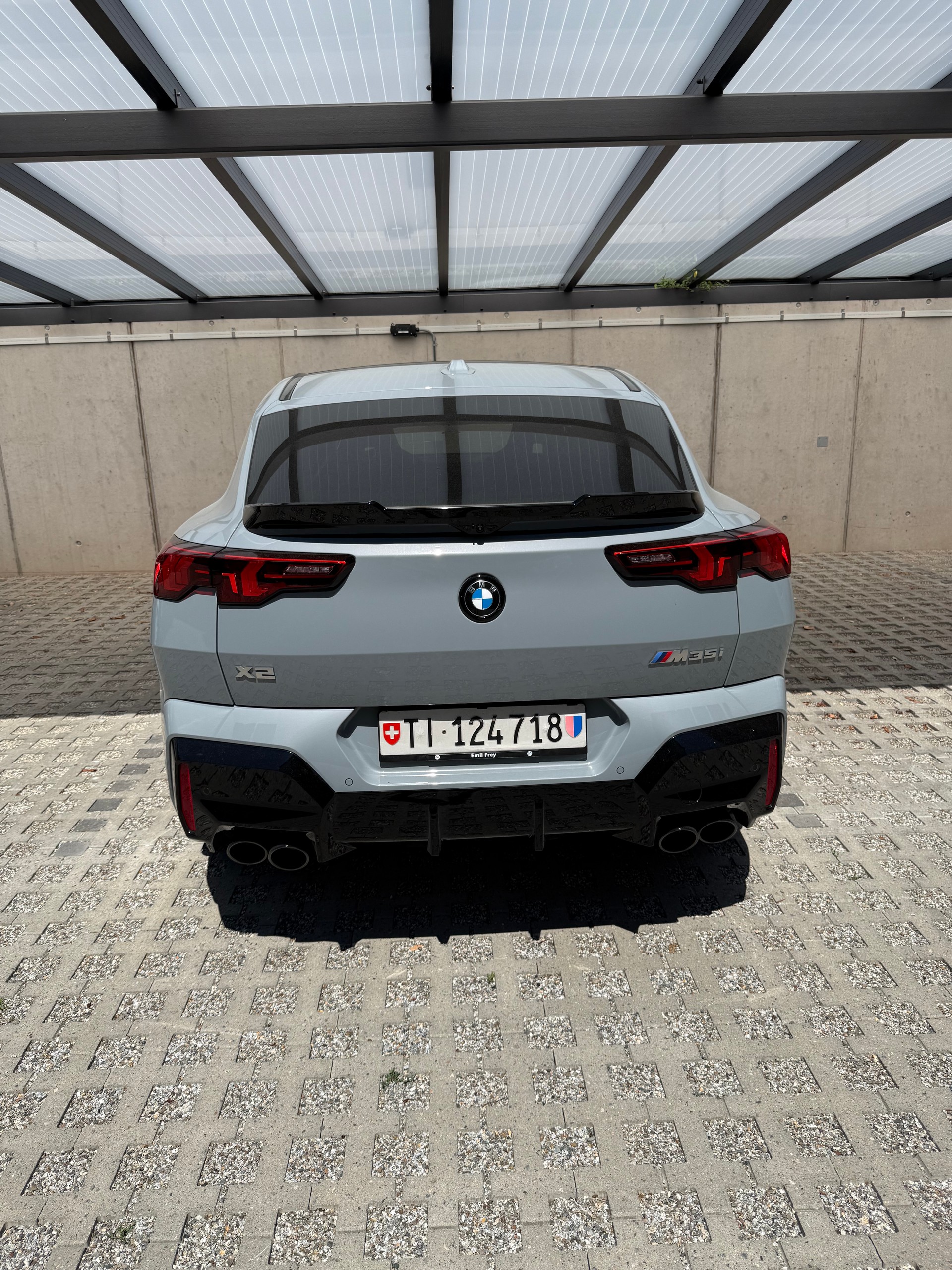 BMW M35i-image-4