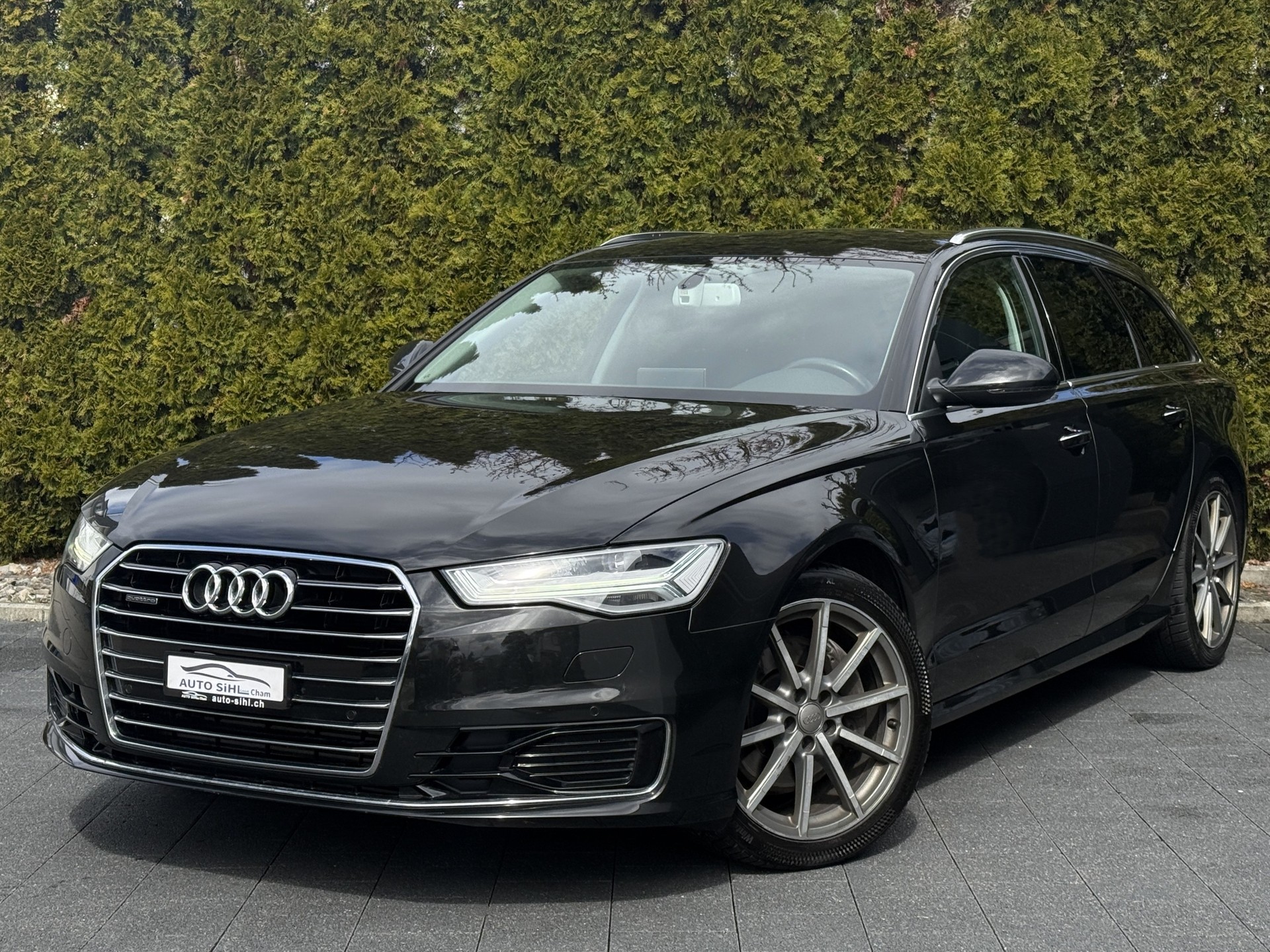 AUDI A6 Avant 3.0 TDI V6 quattro S-tronic / CH-Fahrzeug-showroom-element-1