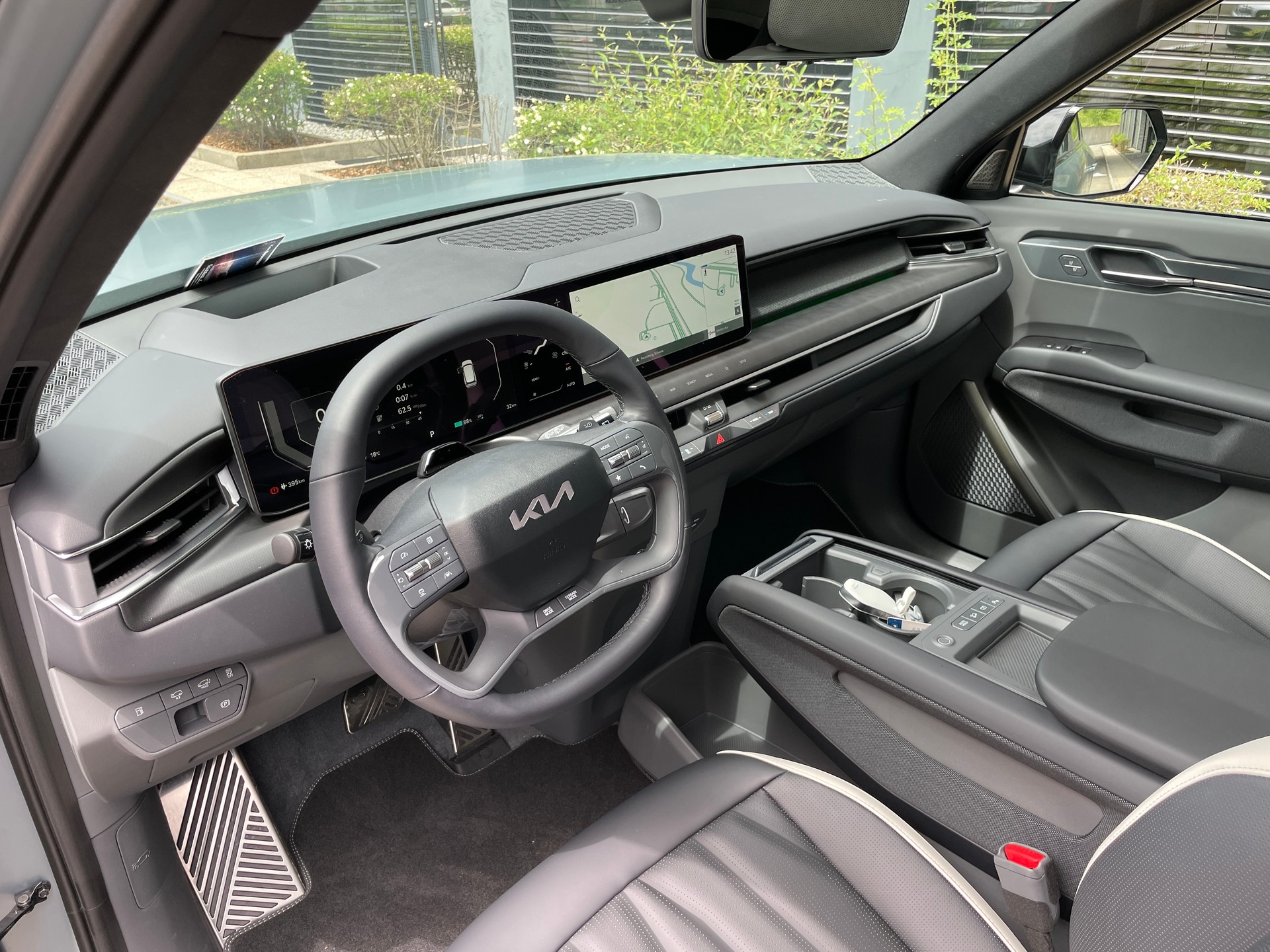 KIA EV9 99,8 kWh GT-Line 4x4 mit Panoramadach und 6-Sitzer-image-9