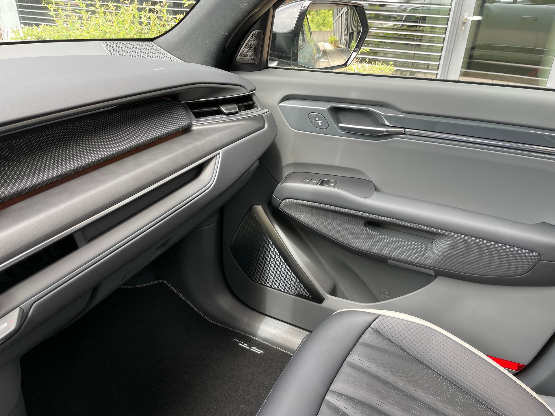 KIA EV9 99,8 kWh GT-Line 4x4 mit Panoramadach und 6-Sitzer-image-27