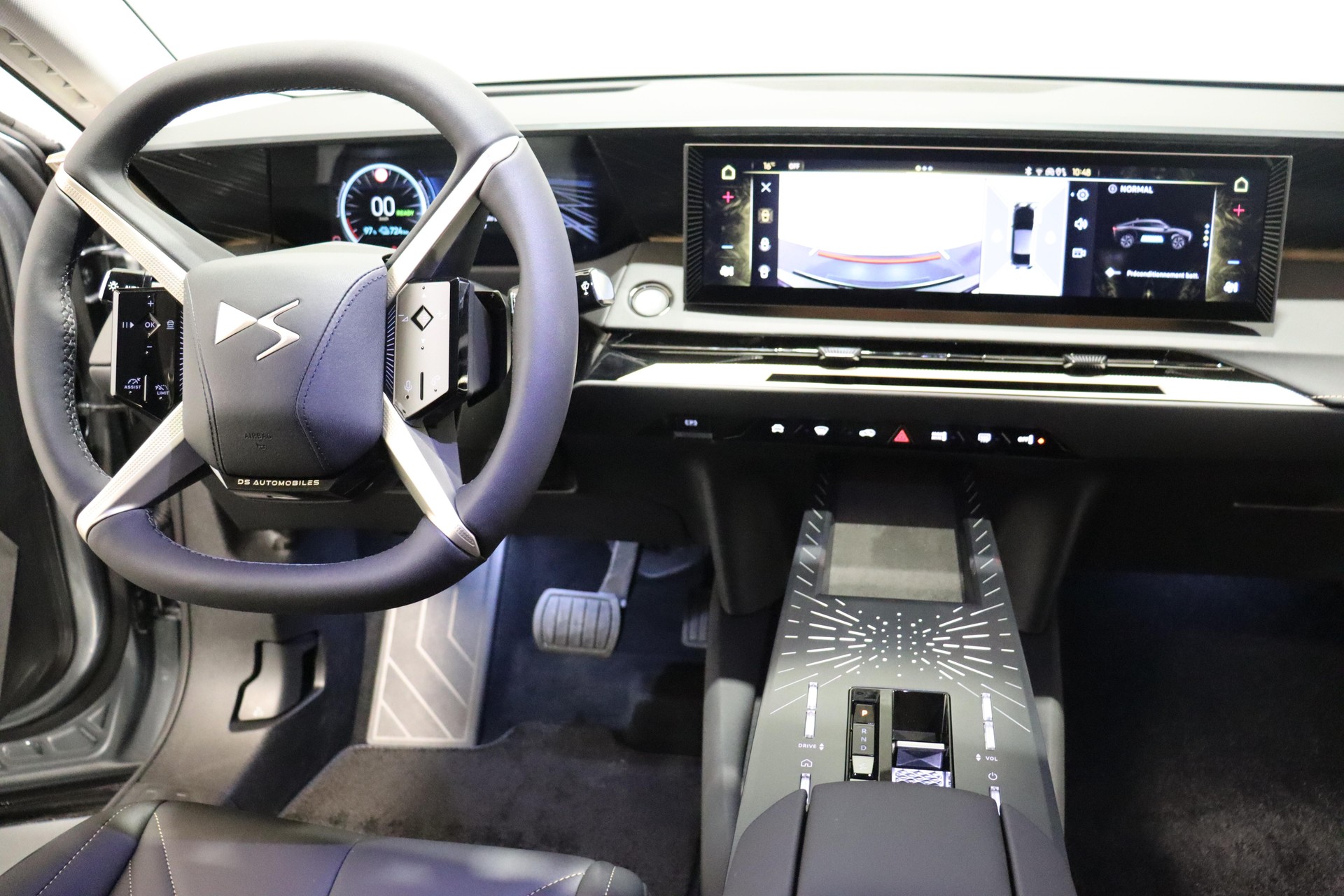 DS AUTOMOBILES No8 E-Tense Pallas-image-7