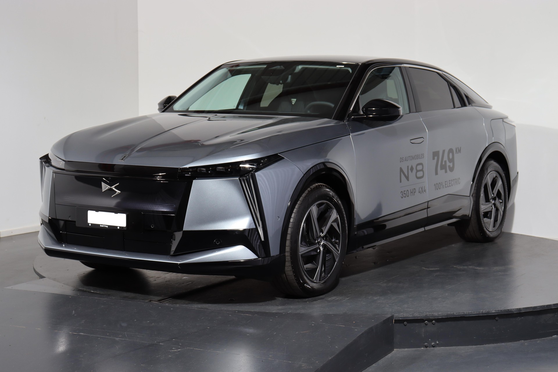 DS AUTOMOBILES No8 E-Tense Pallas