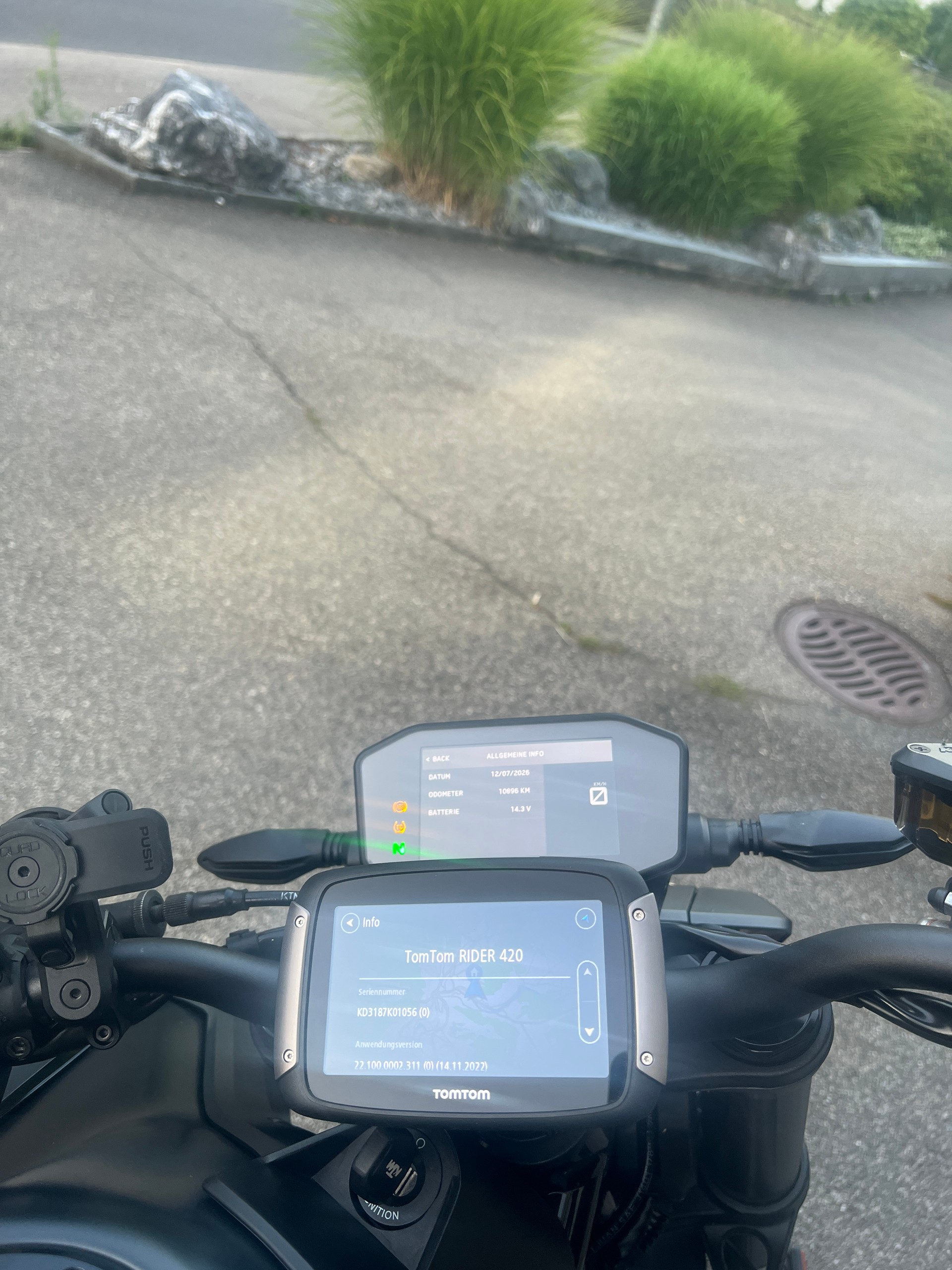 KTM 890 Duke-image-0